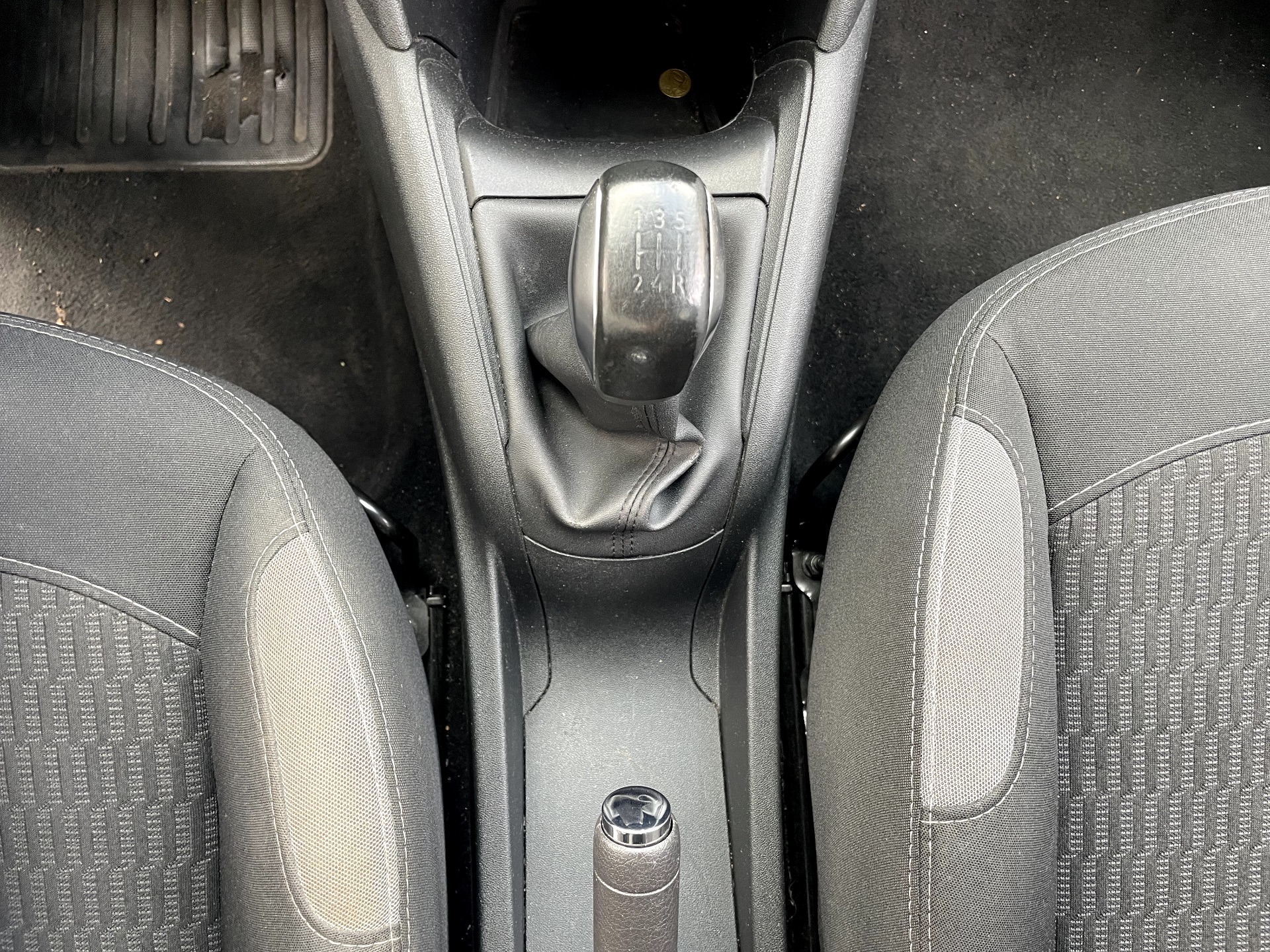 Peugeot 208 1.2 vti 82ch style