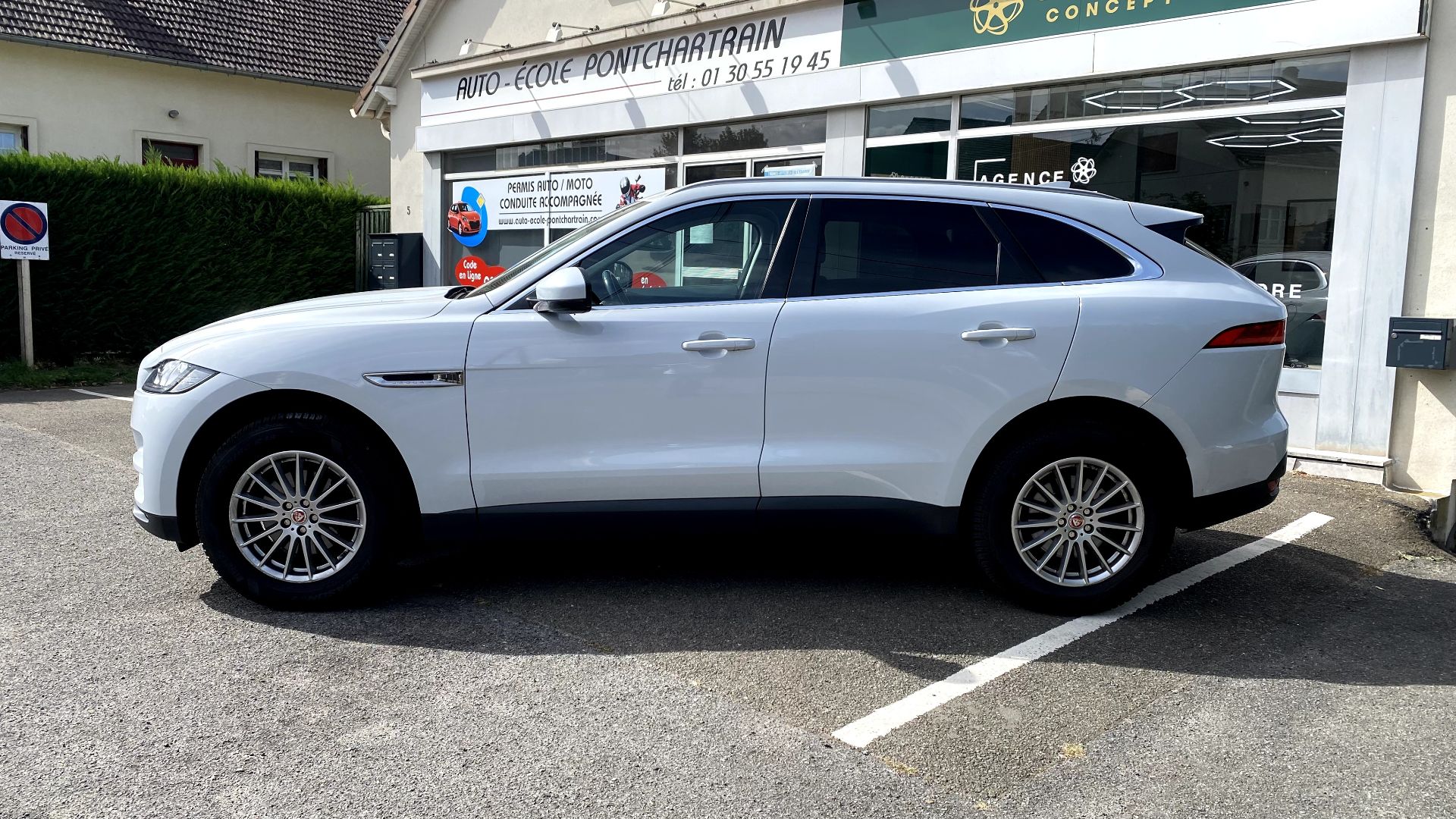 Jaguar F-Pace 2.0D 180ch Pure 4×4