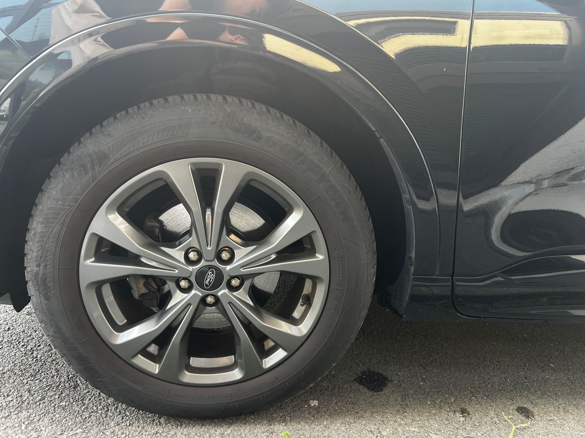 Ford Kuga 2.5 DURATEC HYBRID ST-LINE