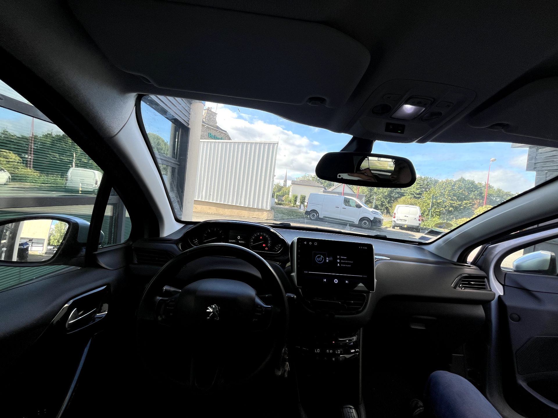 Peugeot 208 1.4L HDi 68ch