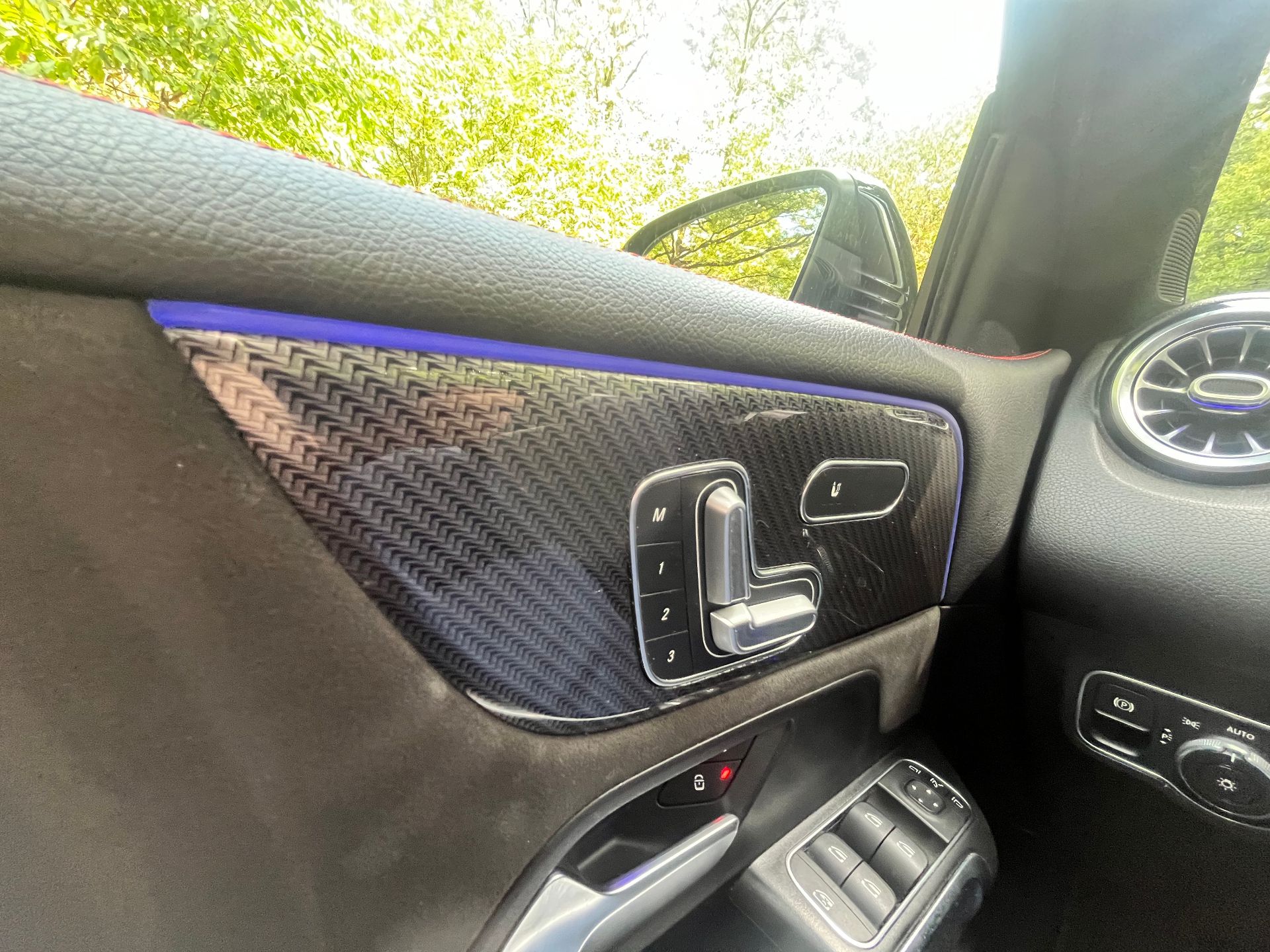 Mercedes-Benz GLB 200 163ch AMG LINE