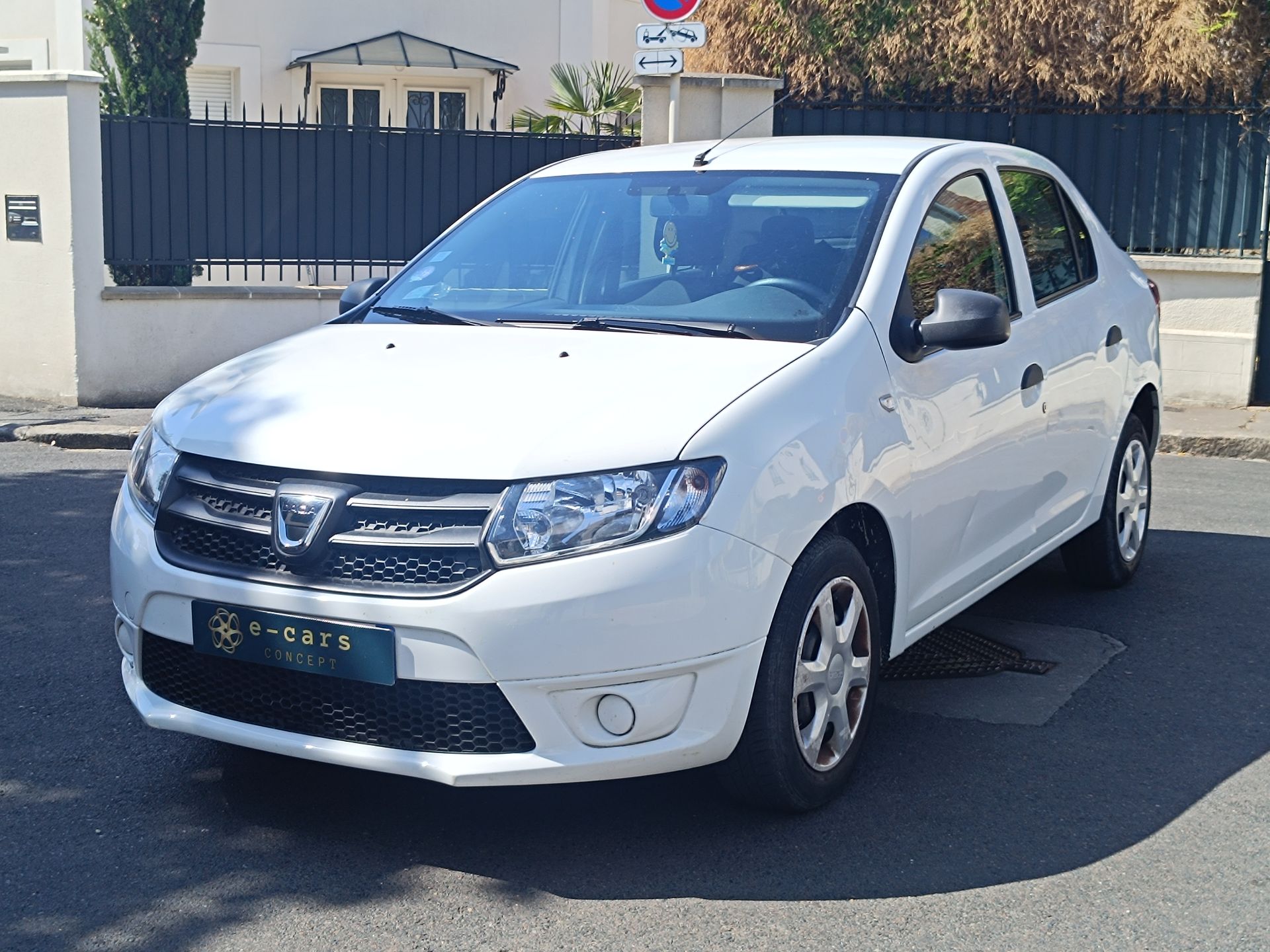 Dacia Logan 1.2i 75ch