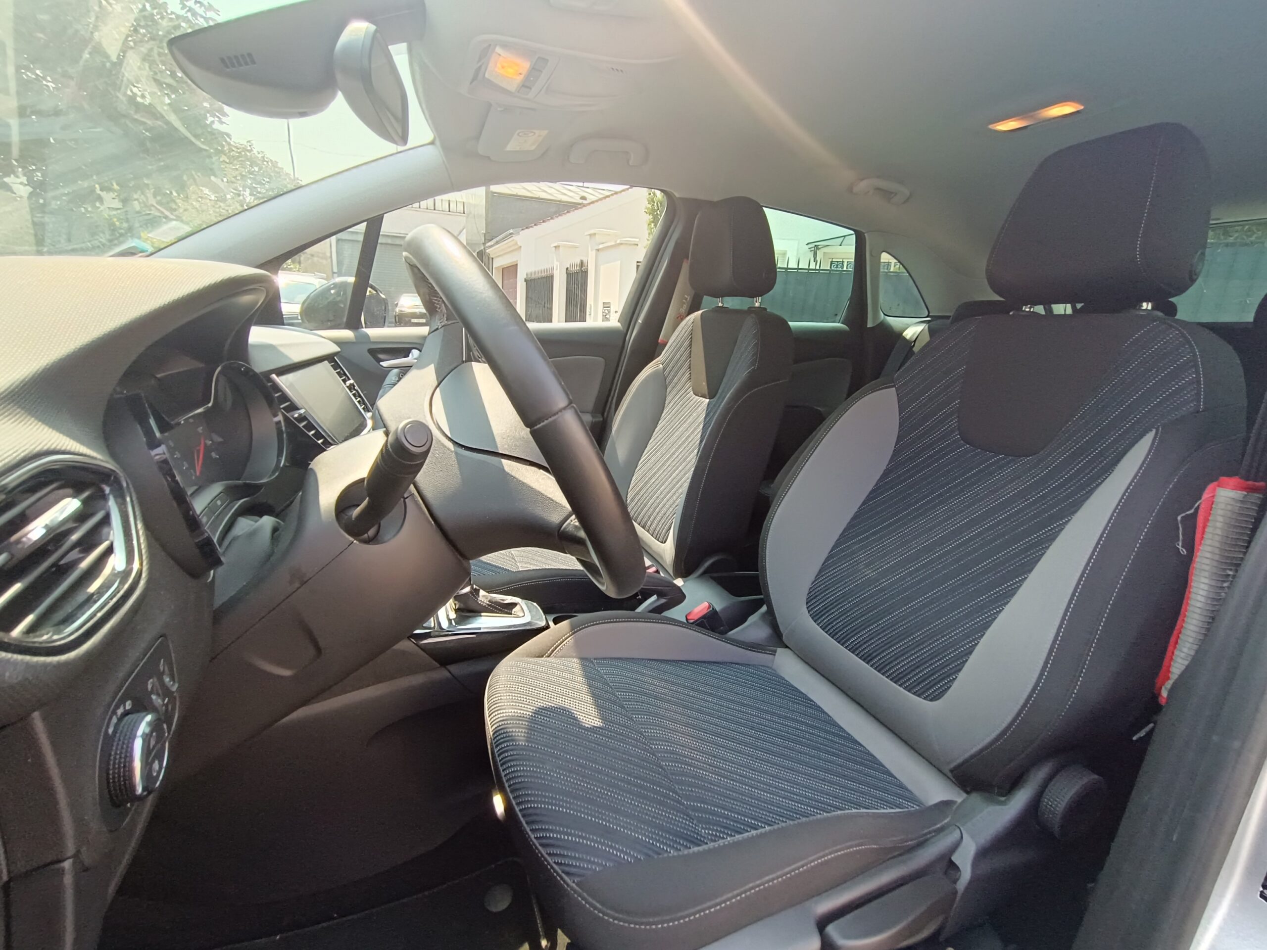 Opel crossland X 12 Turbo 110 cv boîte auto