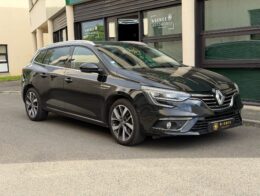 Renault Mégane “Intense Bose” – 8 490 € (Max 6890€)