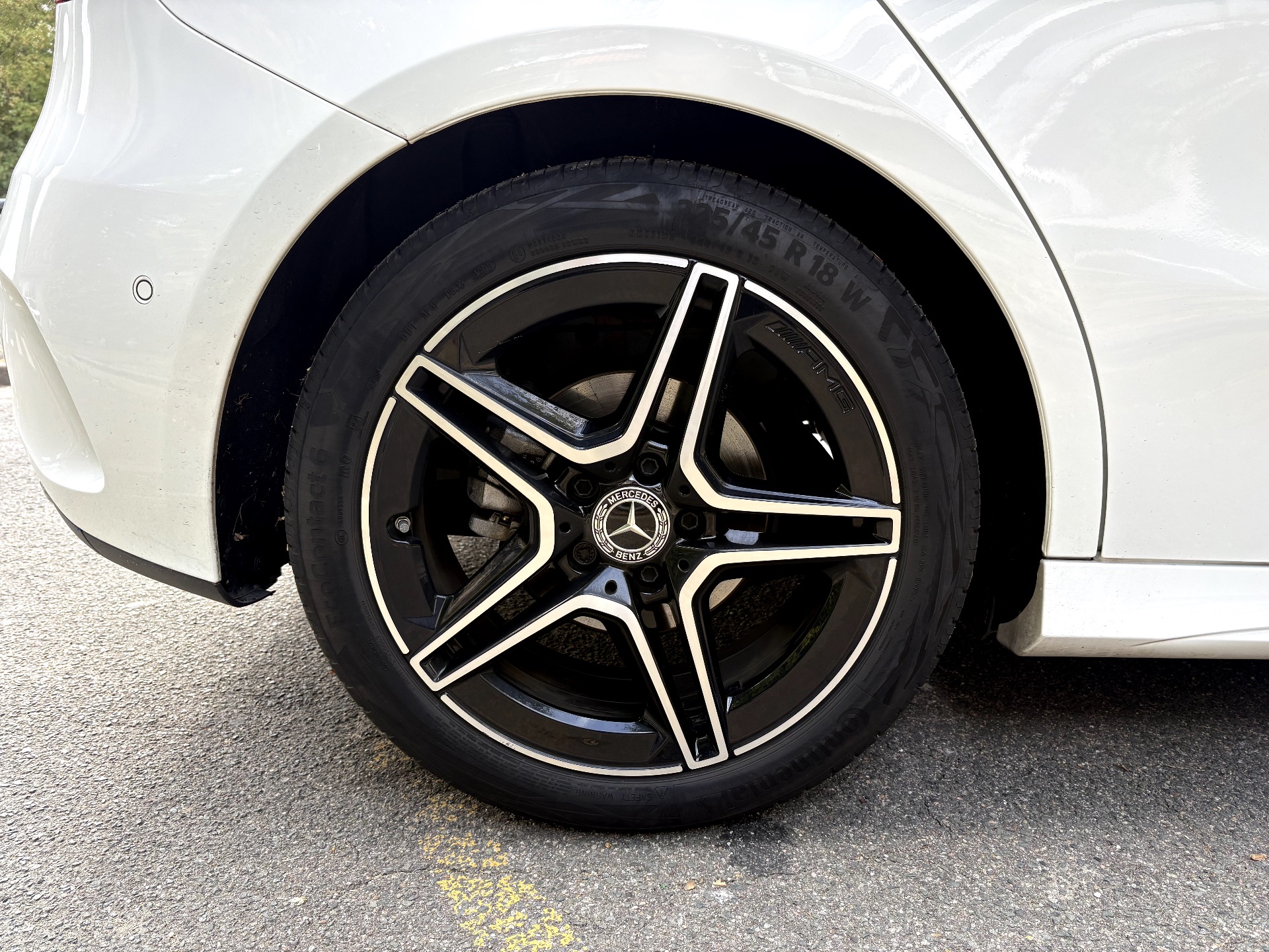 Mercedes-Benz Classe A 1.3 16V EQ Boost 7G-DCT BVA 136ch AMG LINE
