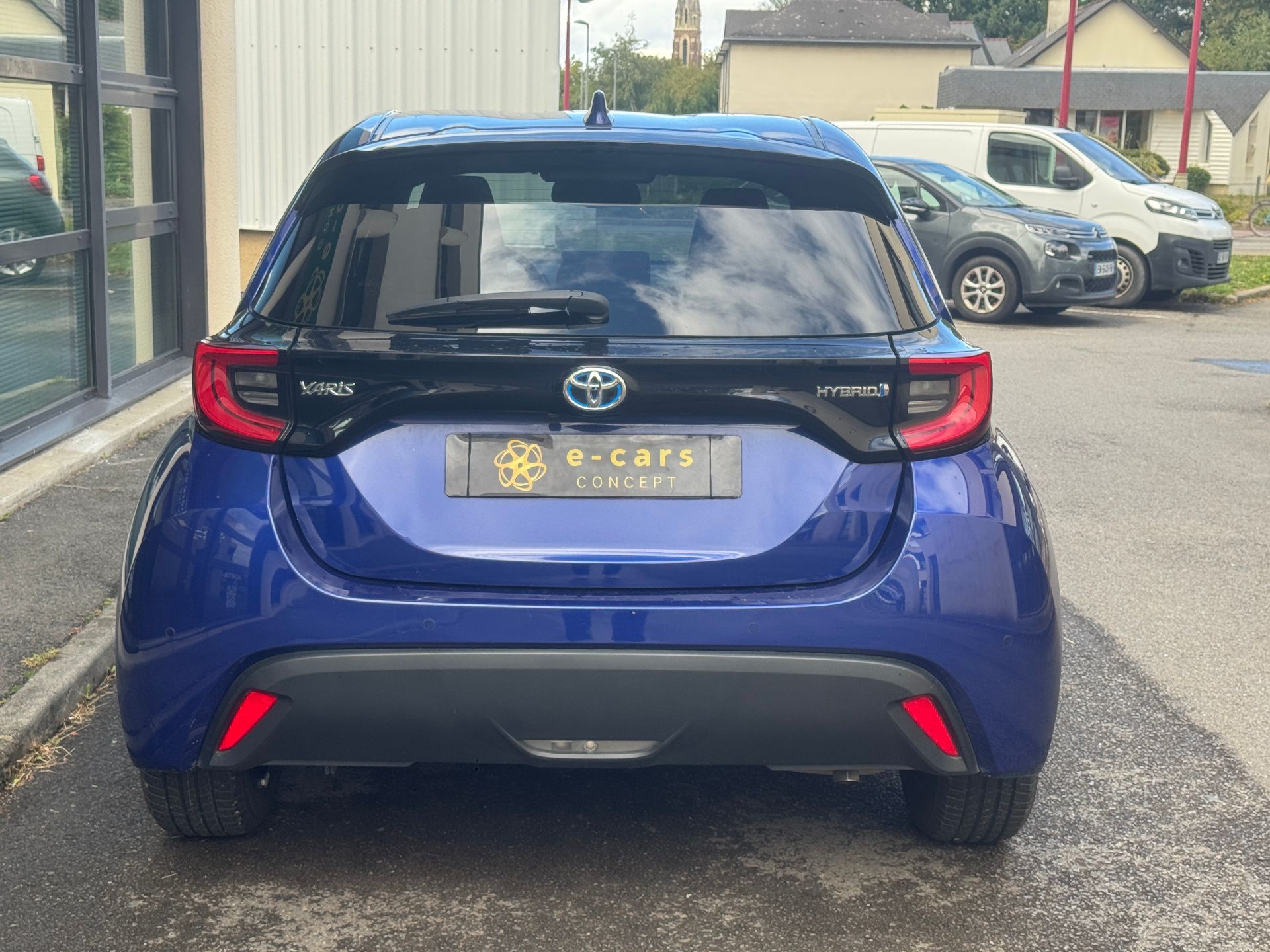 Toyota Yaris 1.5 VVTI 12V 116 HSD Hybrid E-CVT 92ch DESIGN PACK