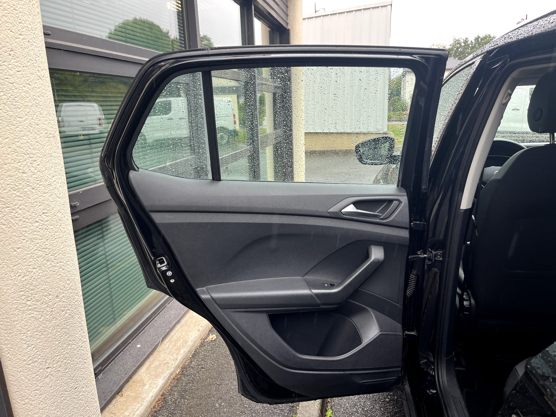 volkswagen T-Cross 110CH 110ch R-Line Tech