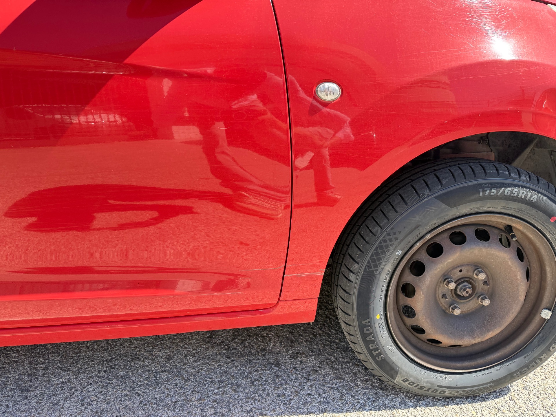 Ford Ka 1.2 ESSENCE 69ch TITANIUM