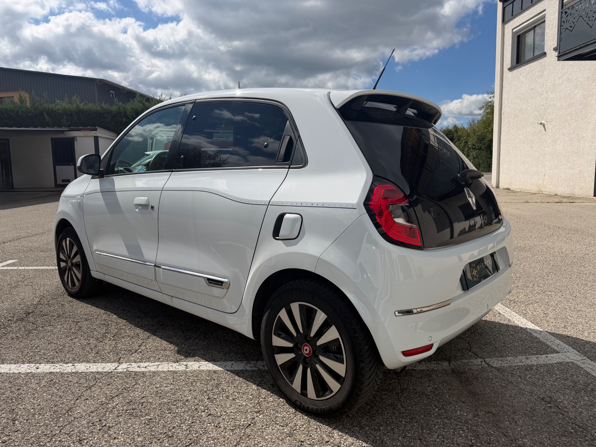 Renault Twingo 0.9 TCE 95ch SIGNATURE