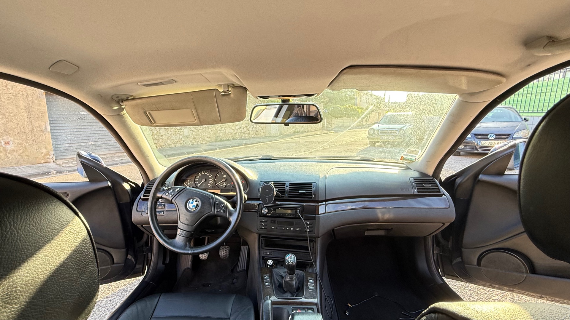 BMW Série 3 323Ci 2.5i L6 170ch PACK LUXE