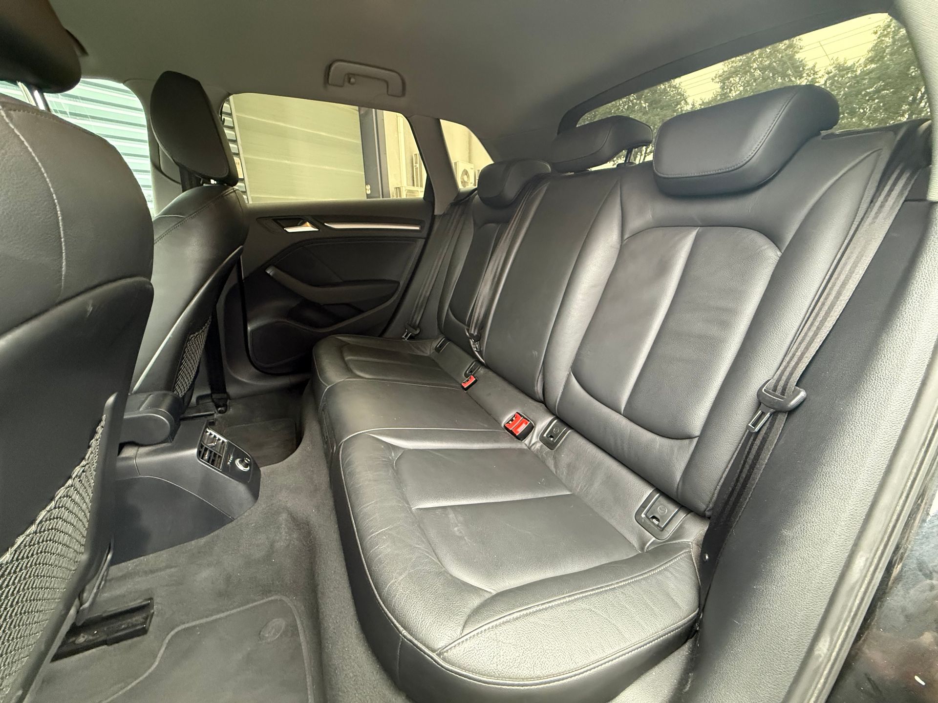 Audi A3 30TFSI 116ch Business line