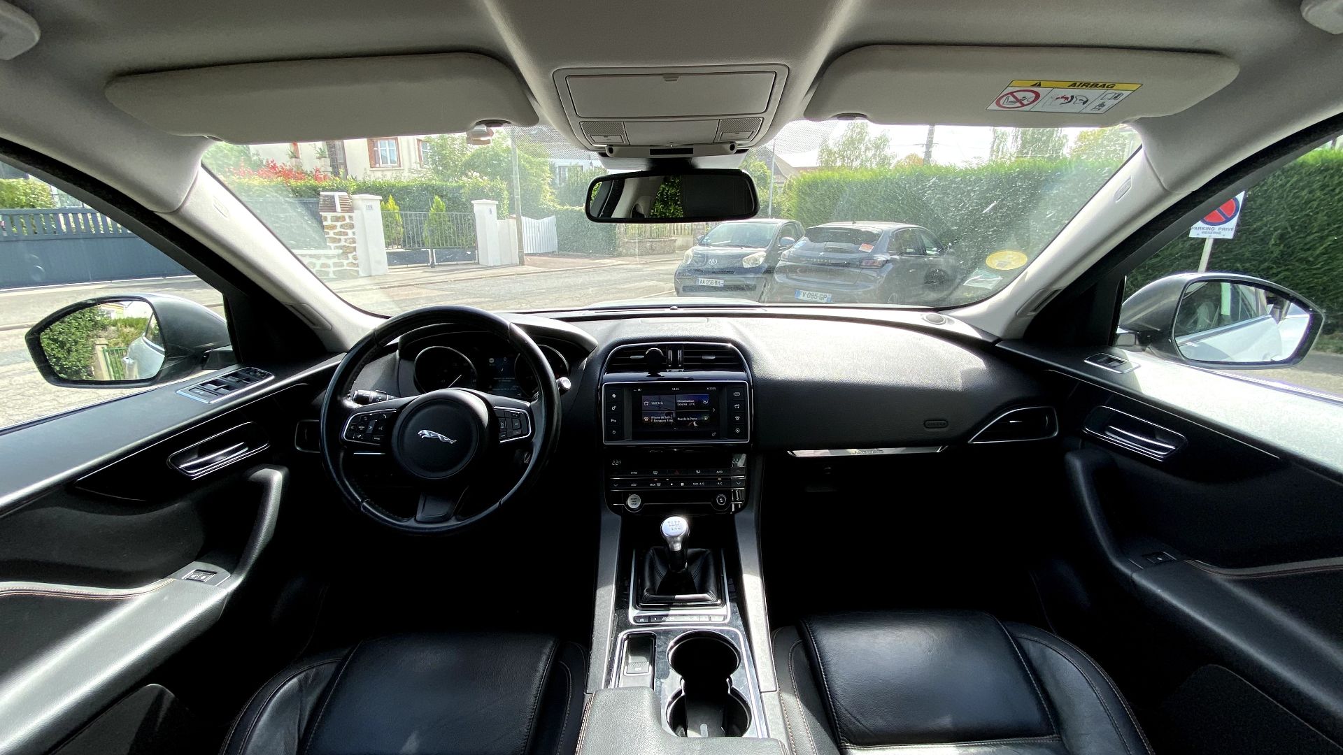 Jaguar F-Pace 2.0D 180ch Pure 4×4