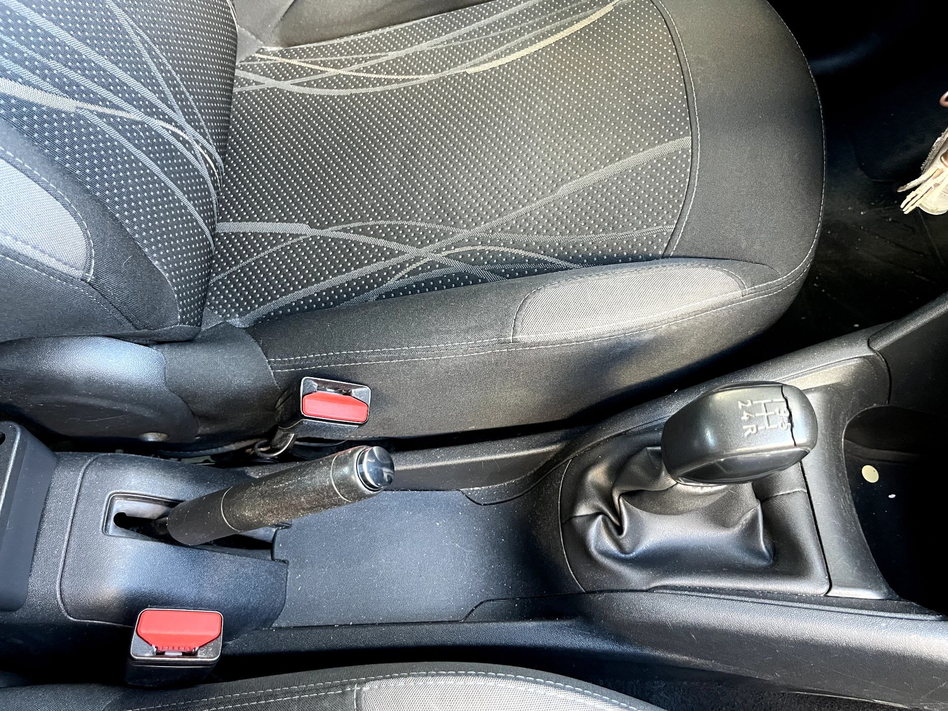 Peugeot 208 1.4L HDi 68ch