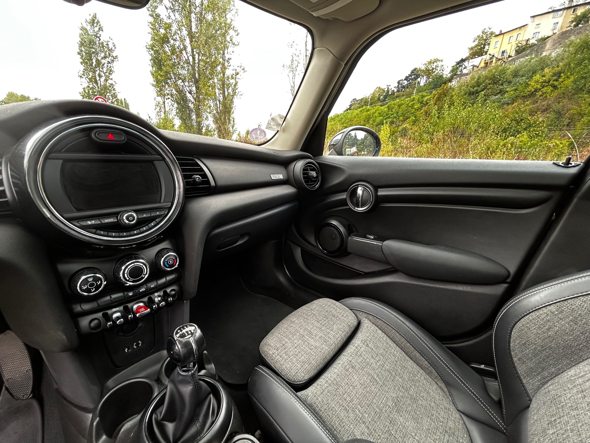 MINI ONE
