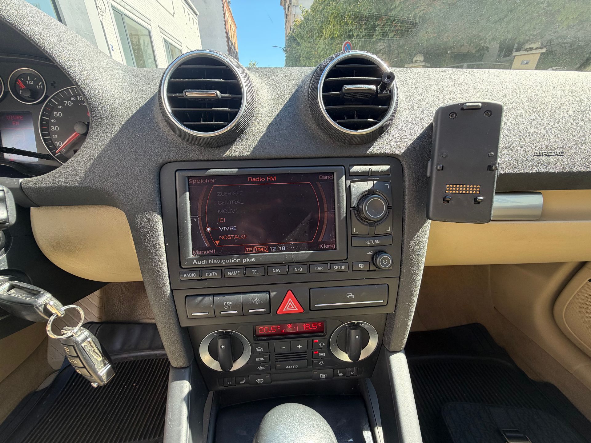 Audi A3 3.2 V6 250ch ambition luxe