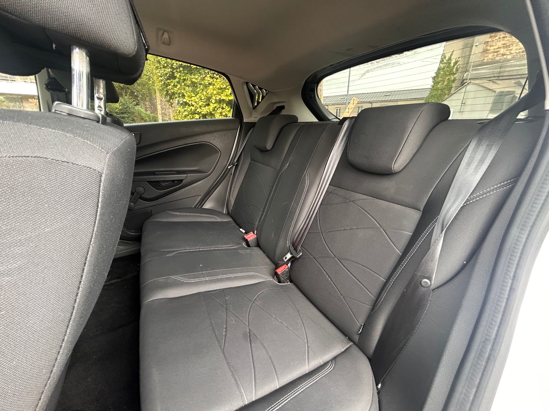 Ford Fiesta 1.0 sci 80ch titanium