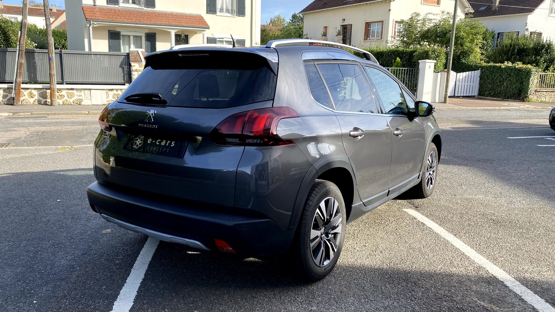 Peugeot 2008 1.2 Puretech 110ch Allure
