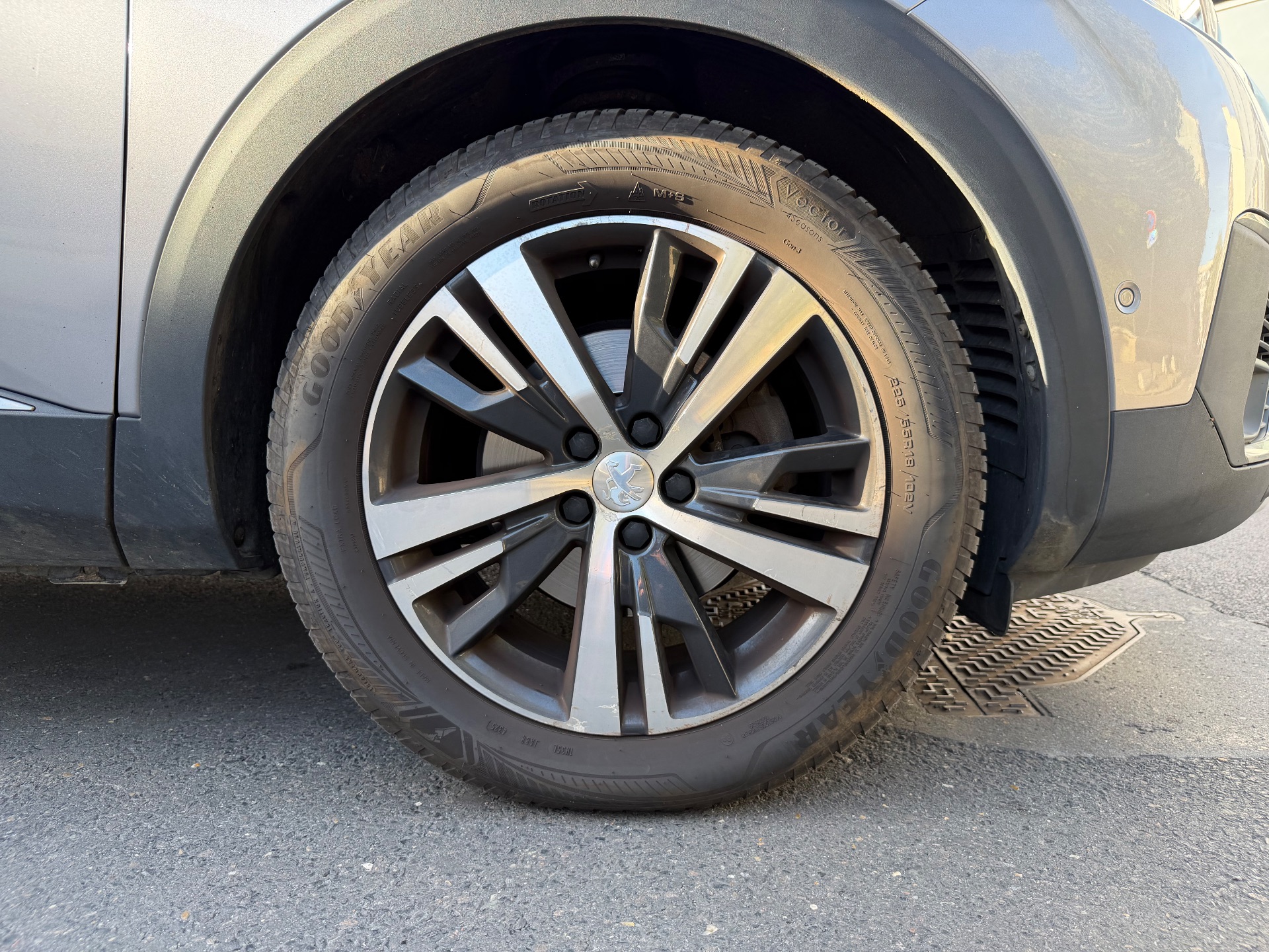 Peugeot 5008 1.6Bluehdi 120ch Allure