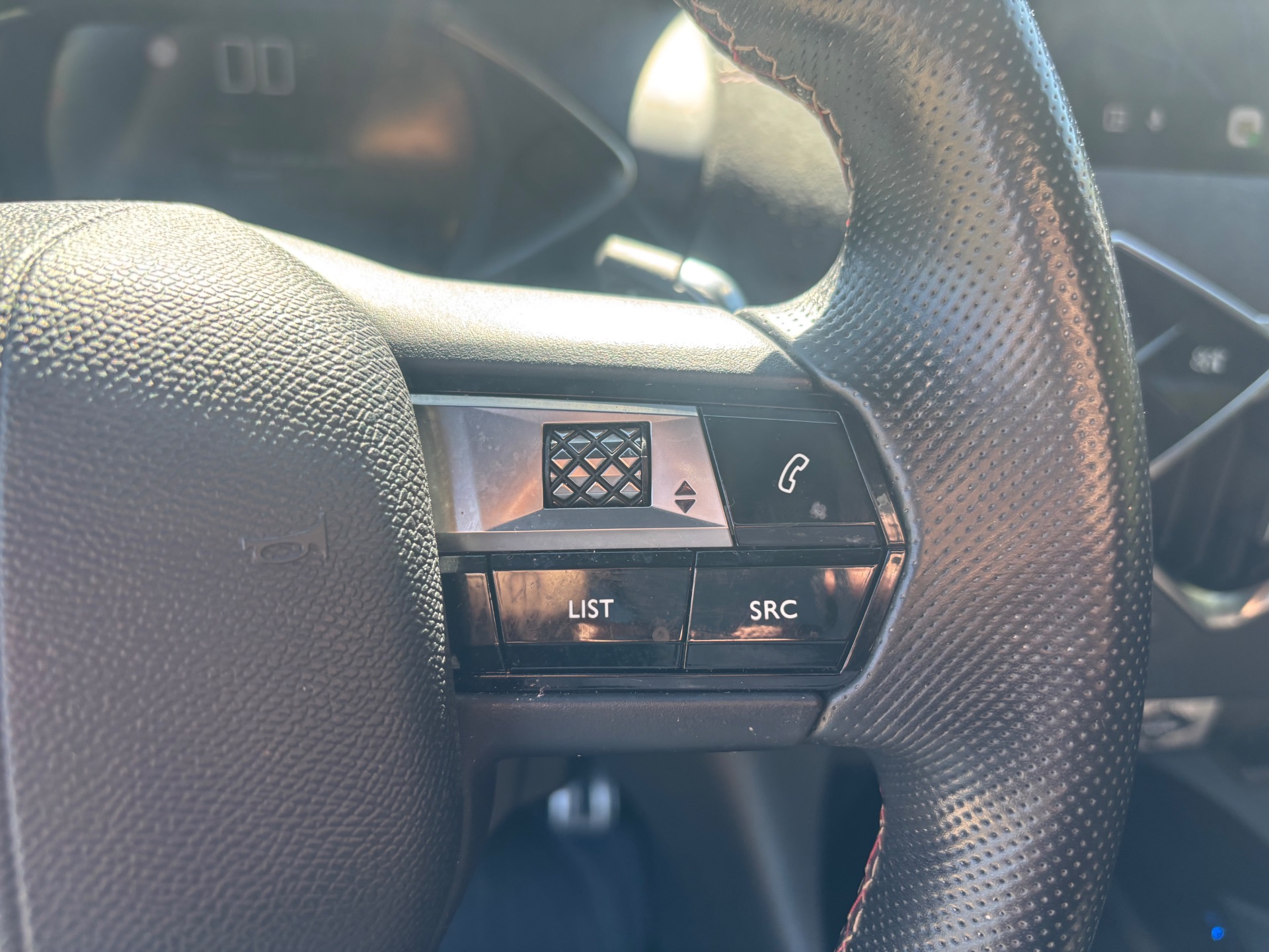 ds ds3 1.2 130ch performance line