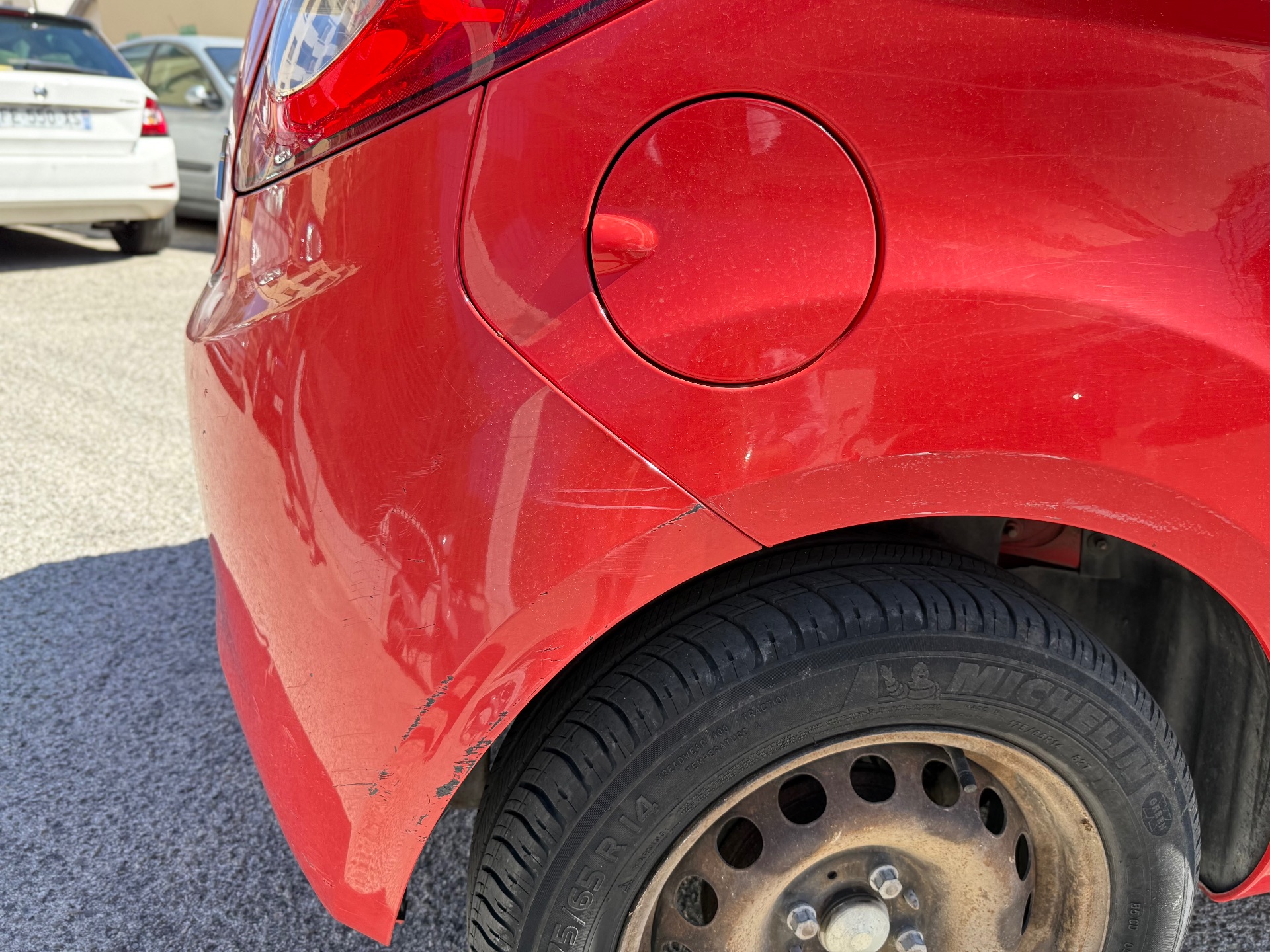 Ford Ka 1.2 ESSENCE 69ch TITANIUM