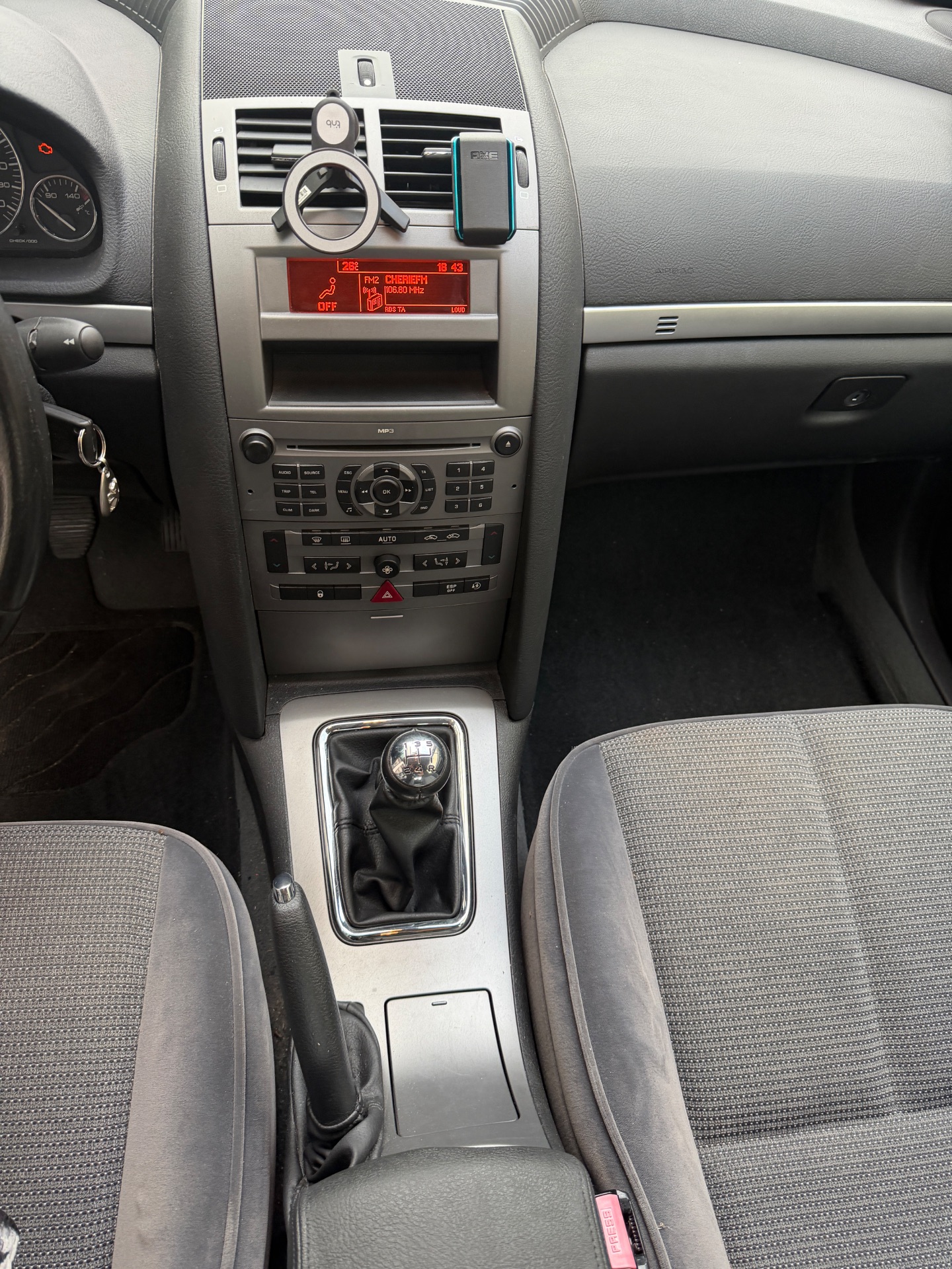 Peugeot 407 1.6 HDI 110ch “Confort Pack”