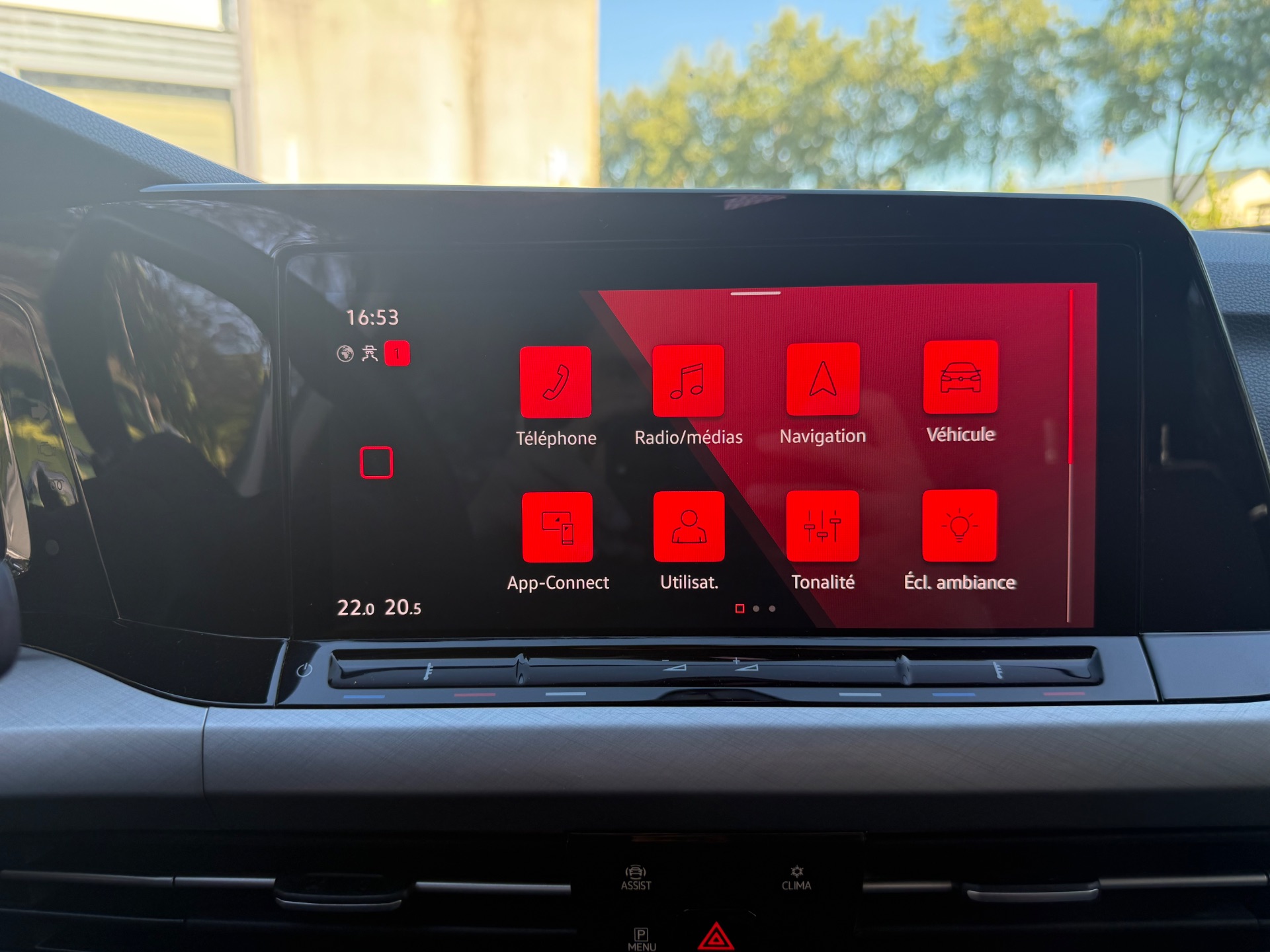Volkswagen Golf 8 1.5 eTSI DSG7 150 ch 150ch Life Business 1st