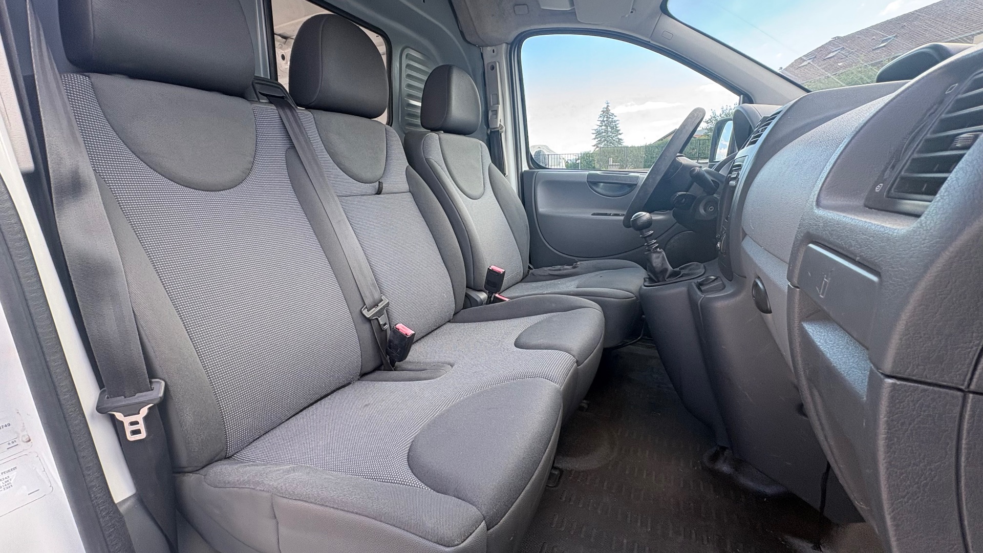 Peugeot Expert 2.0l HDI 136ch L2H1 cabine rallongé
