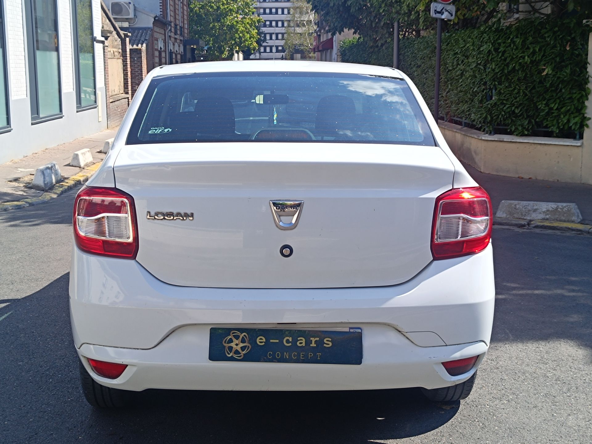 Dacia Logan 1.2i 75ch