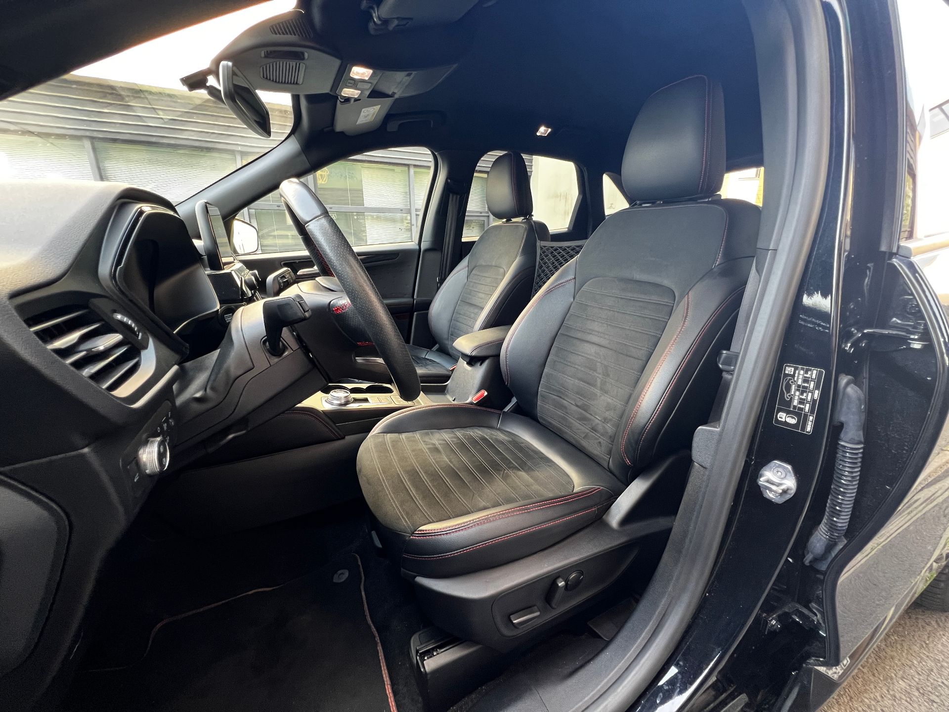 Ford Kuga 2.5 DURATEC HYBRID ST-LINE