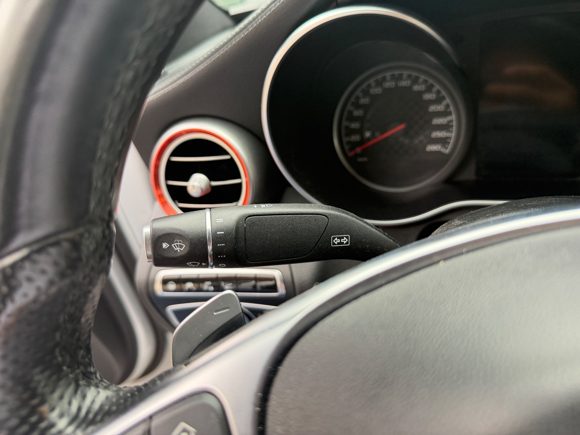 Mercedes-Benz Classe C 3.0 V6 biturbo 367ch 43 AMG