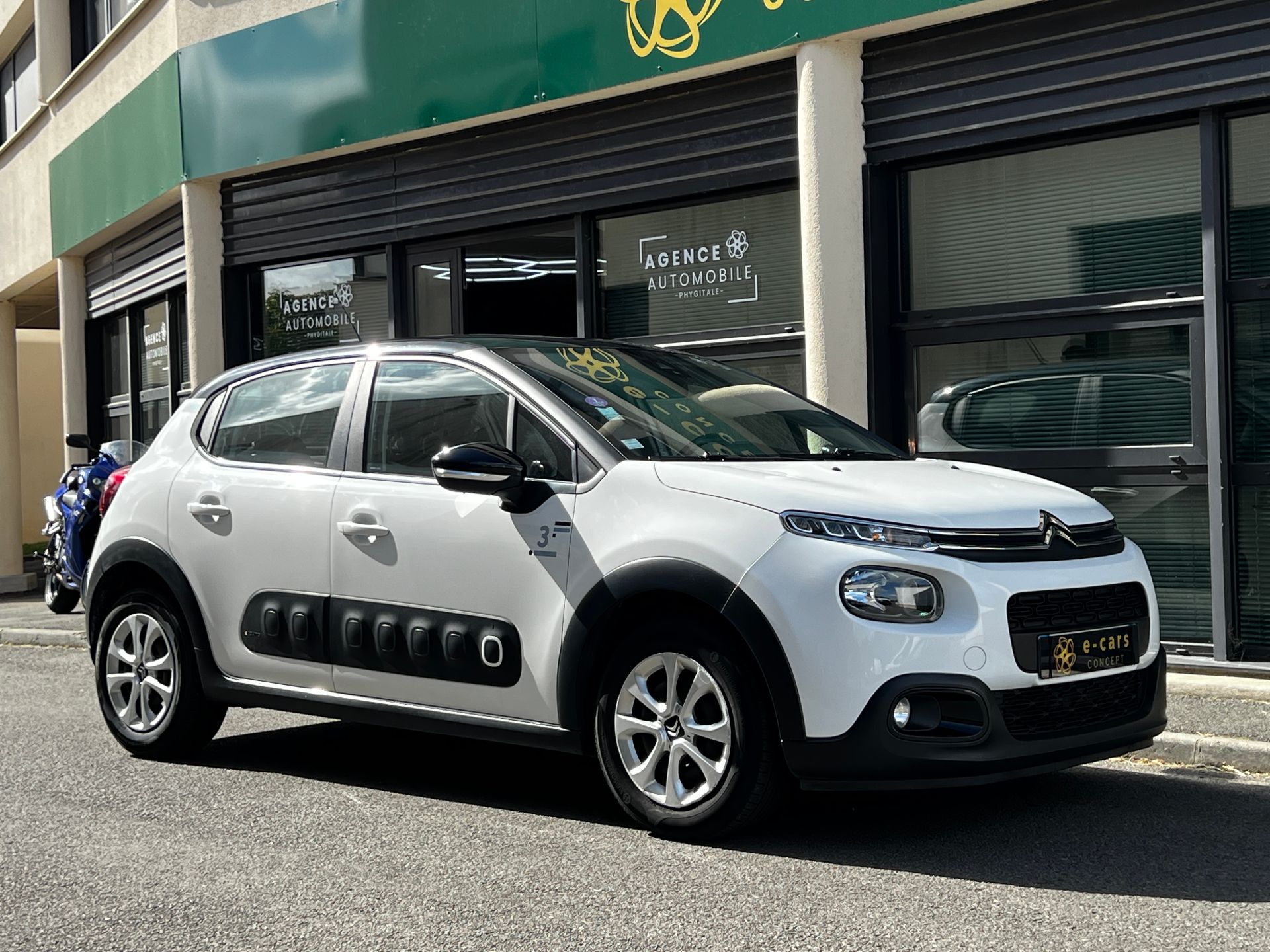 Citroene C3 Pure tech 82 83ch 82 S&S