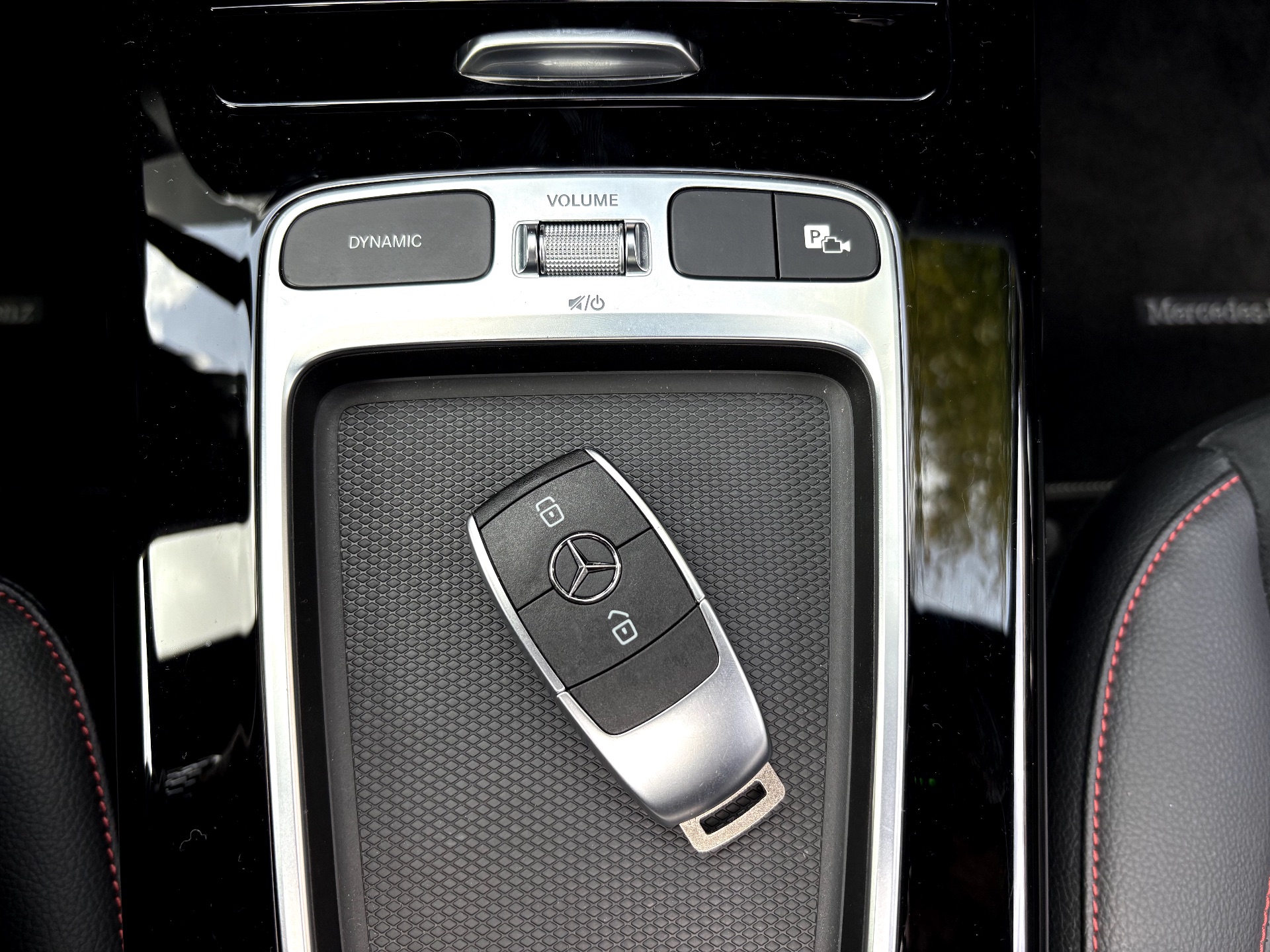 Mercedes-Benz Classe A 1.3 16V EQ Boost 7G-DCT BVA 136ch AMG LINE