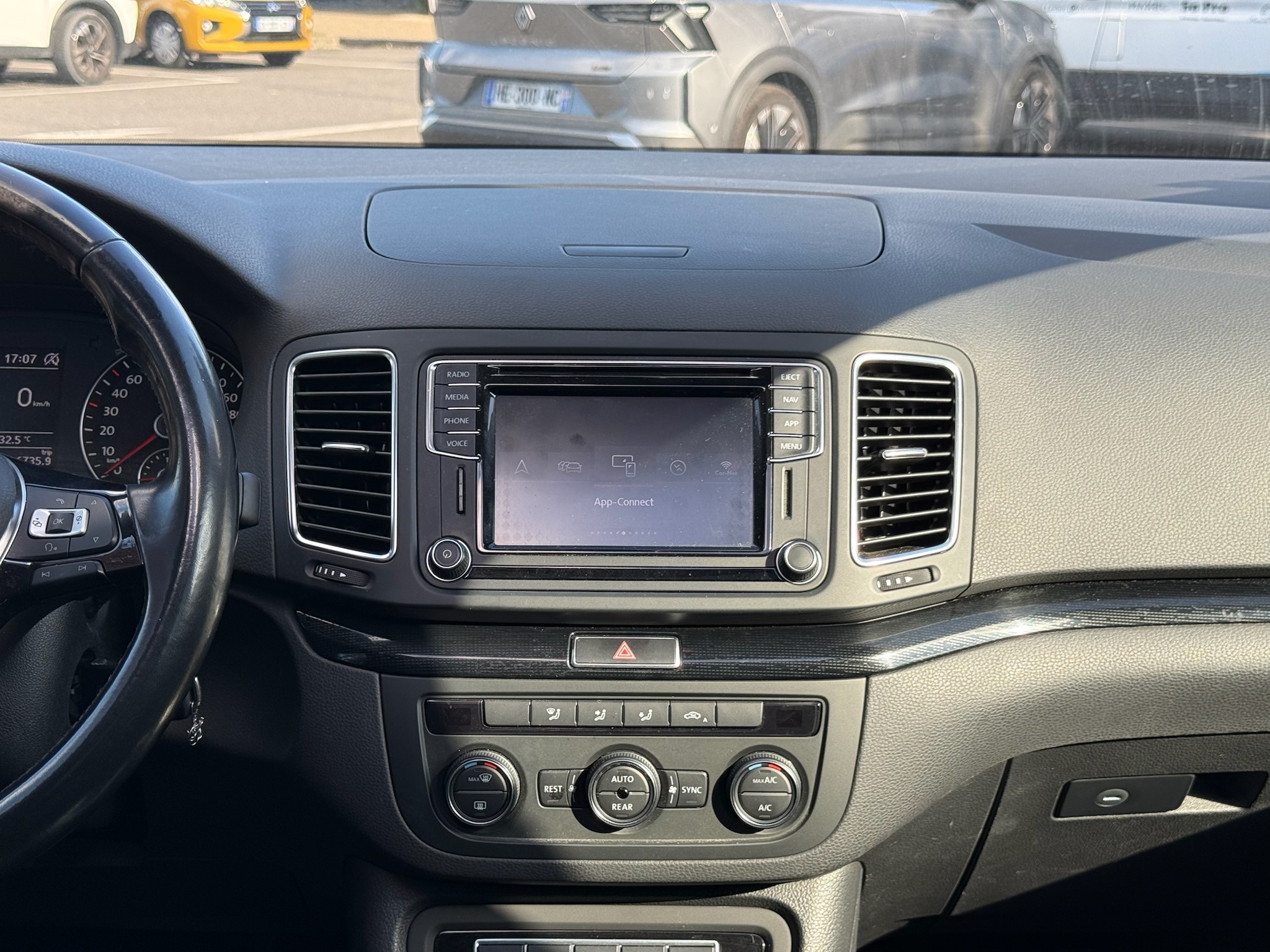 Volkswagen Sharan 2.0 TDI 16V BMT DSG6 150 cv Boîte auto