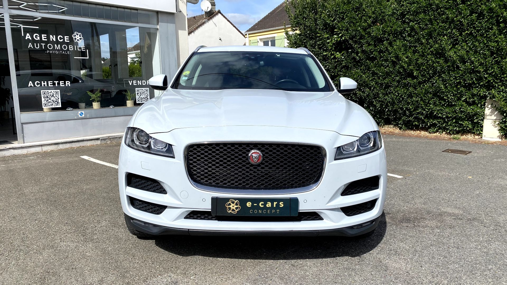 Jaguar F-Pace 2.0D 180ch Pure 4×4