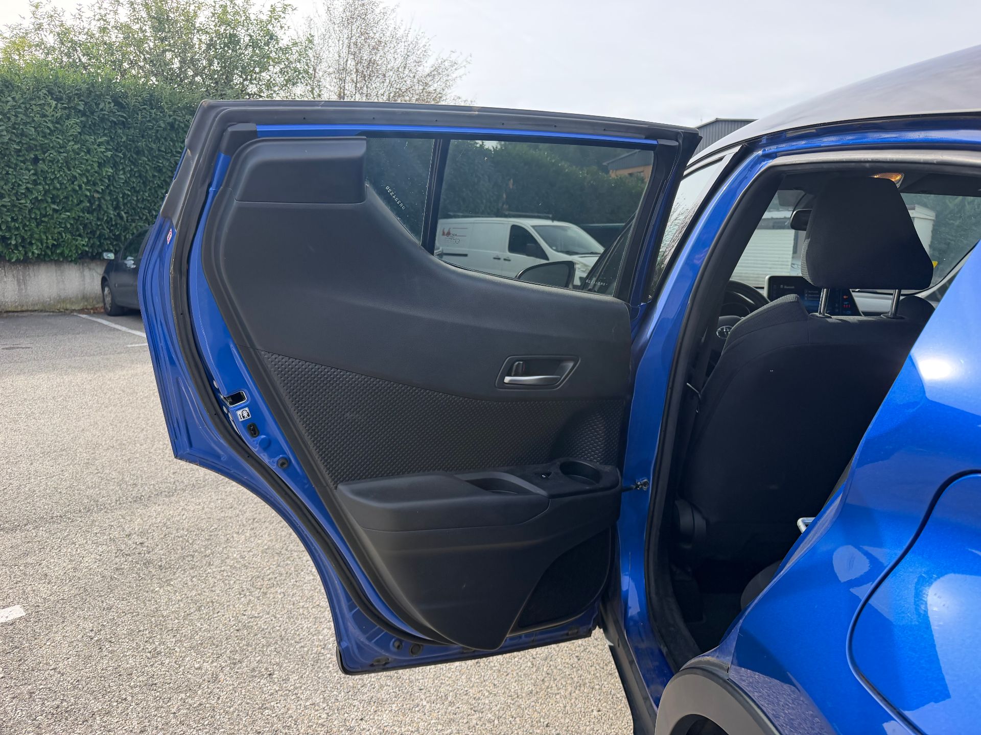 Toyota C-HR HYBRID