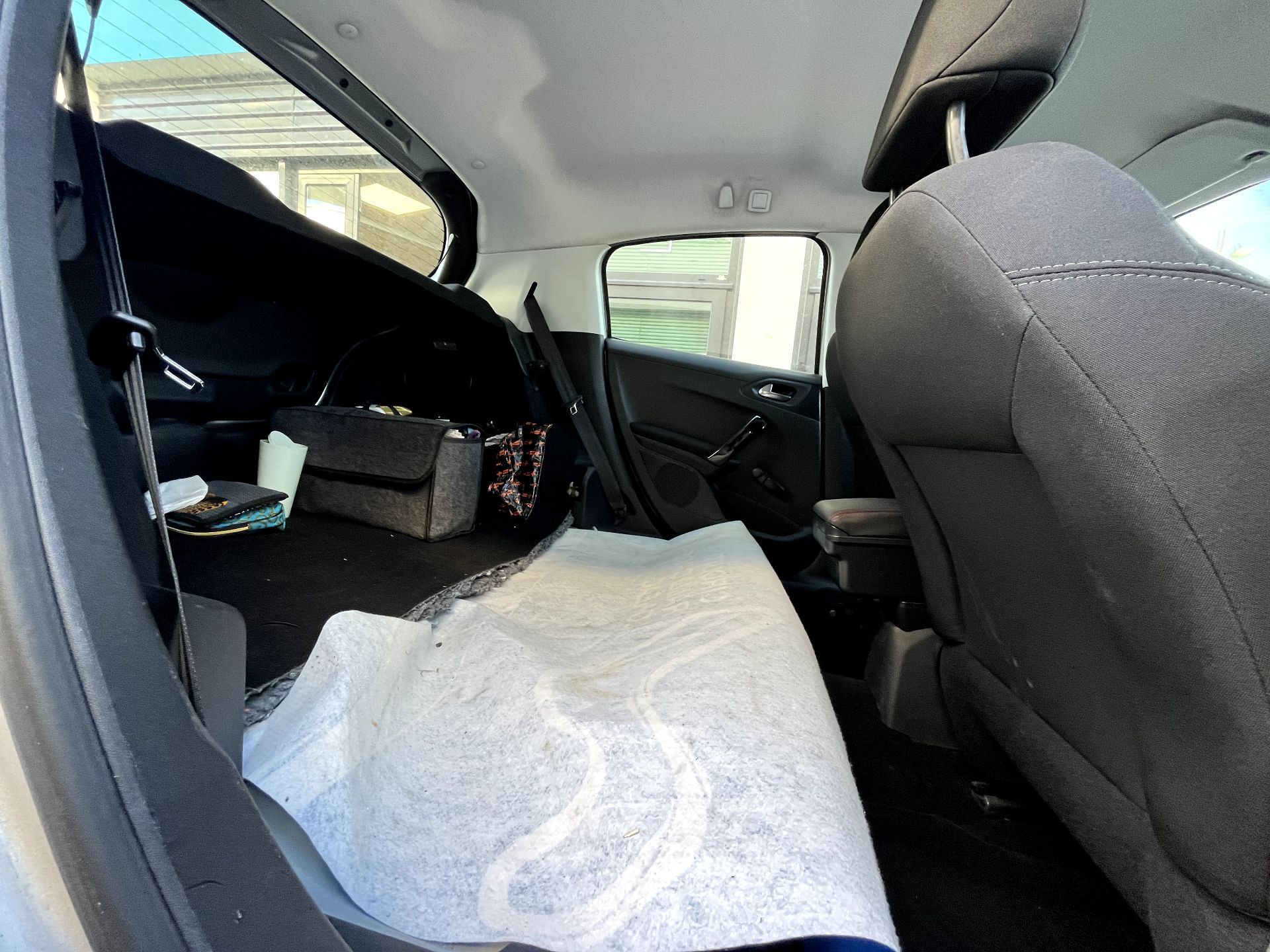 Peugeot 208 1.4L HDi 68ch