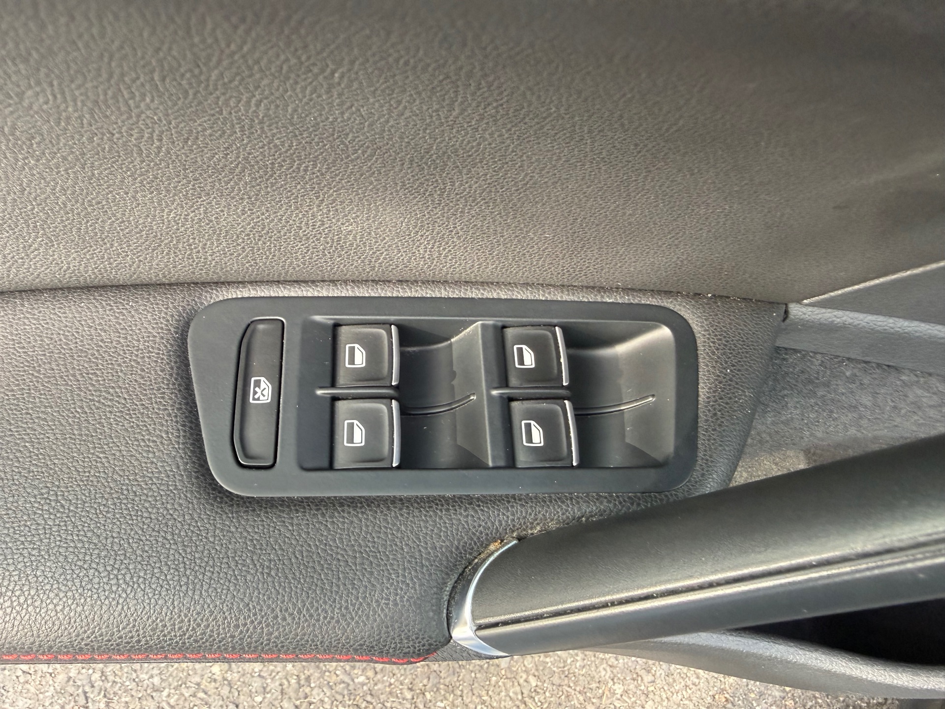 Volkswagen Golf 2.0 TFSI 16V Blue Motion 230ch GTI Performance