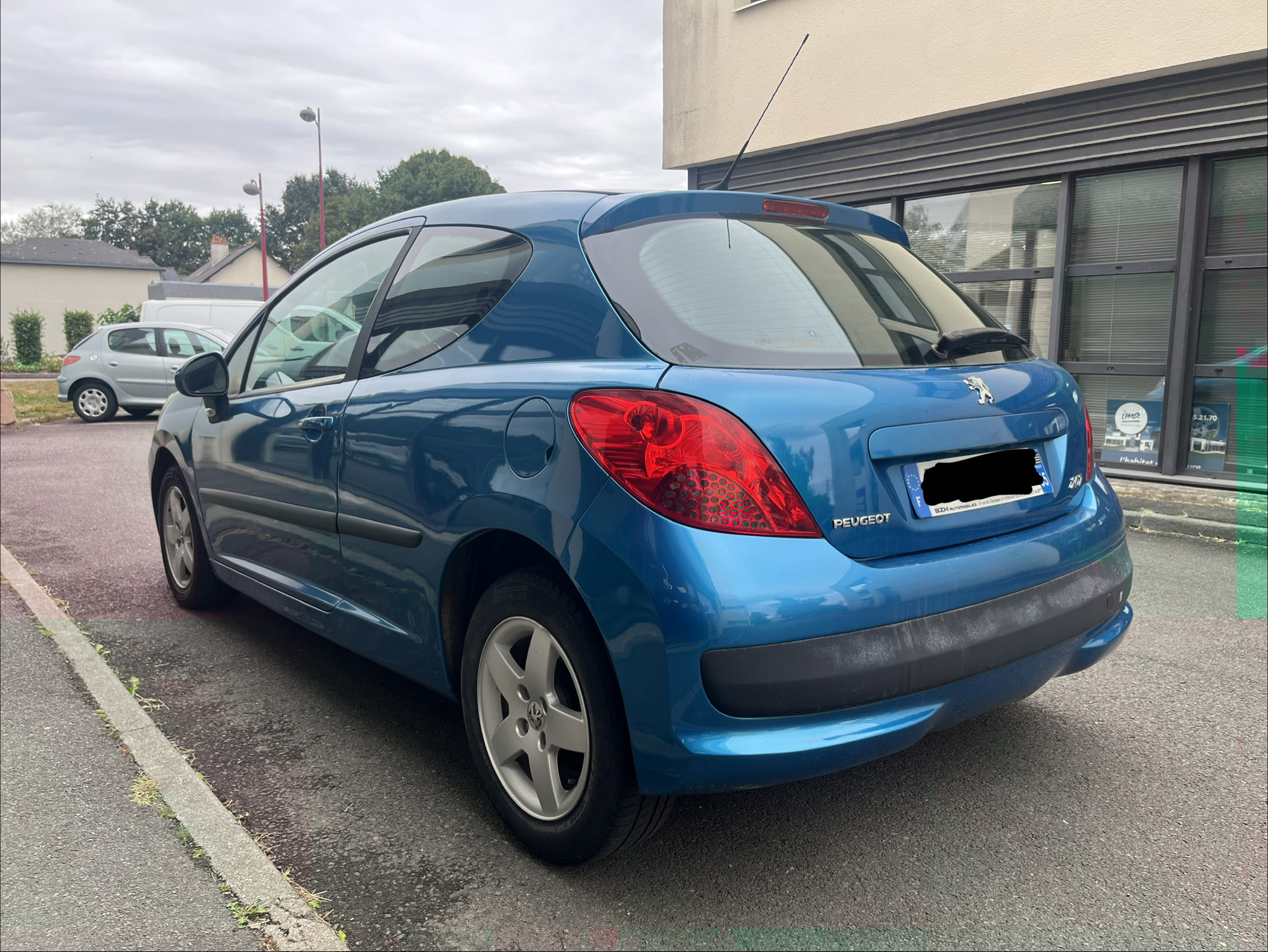 Peugeot 207 1.4 L 90ch Sport