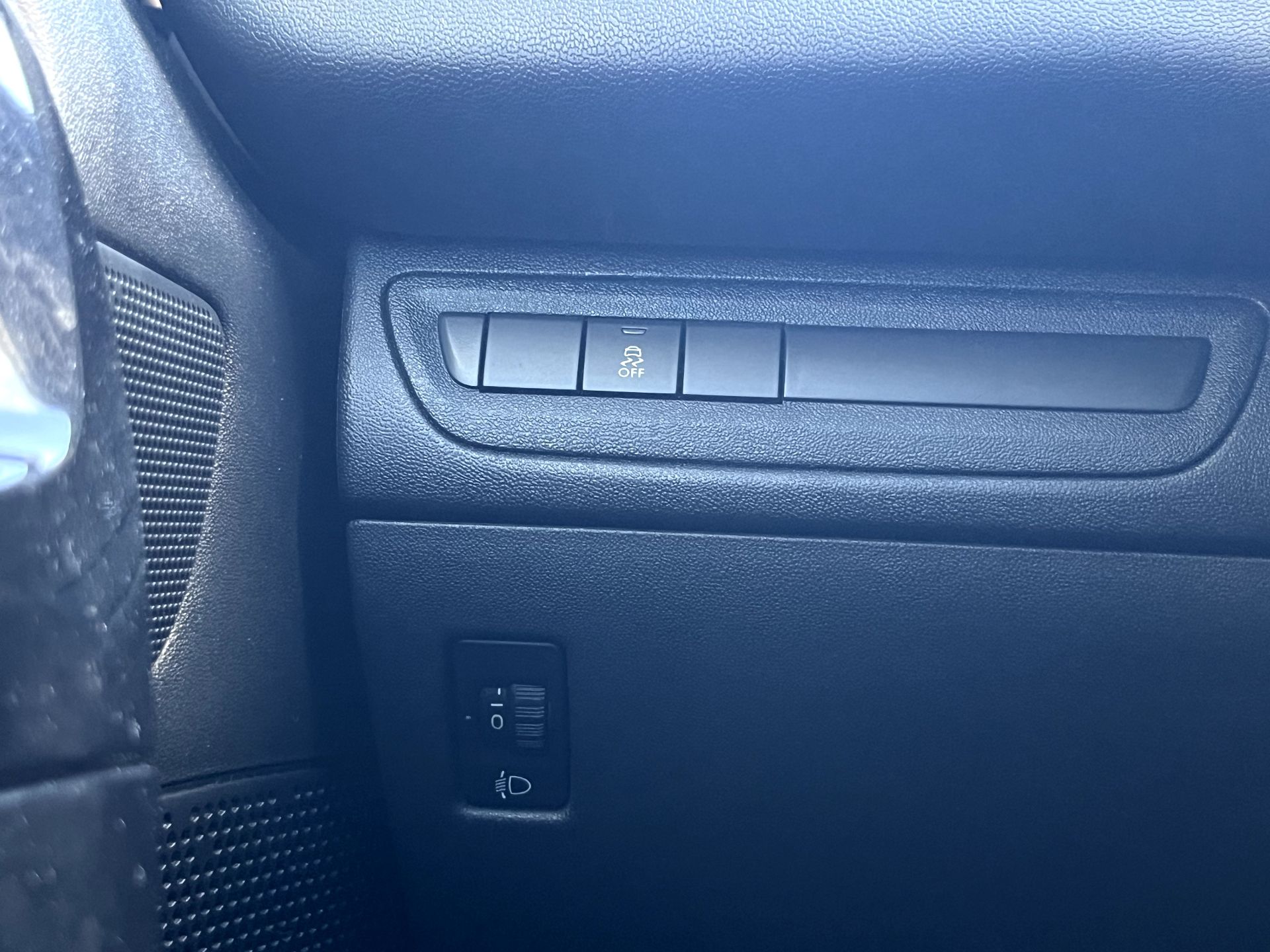 Peugeot 208 1.4L HDi 68ch