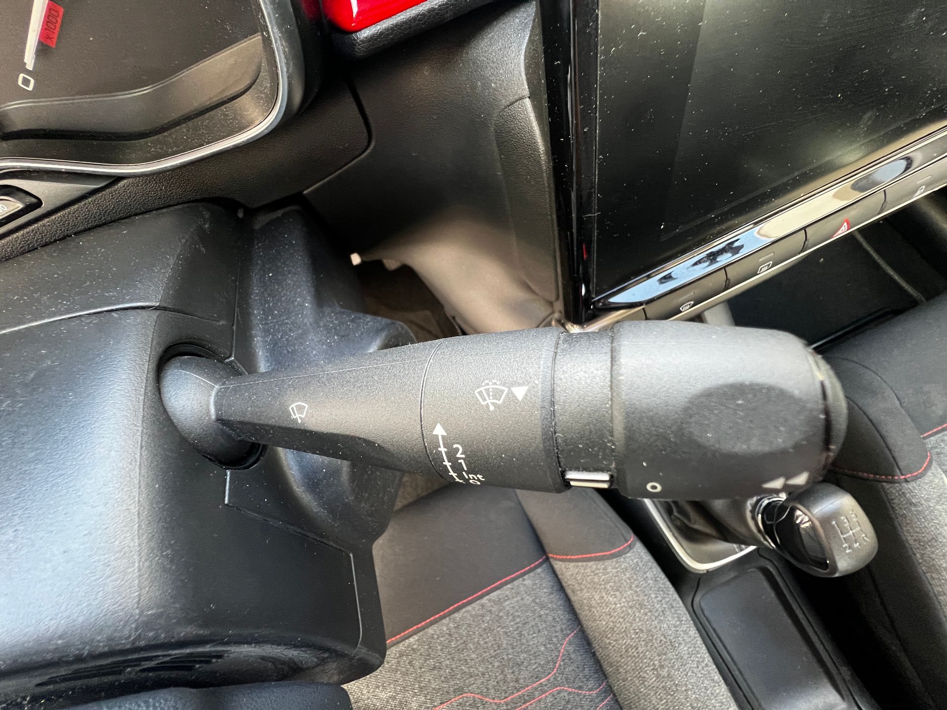 Citroene C3 Pure tech 82 83ch 82 S&S