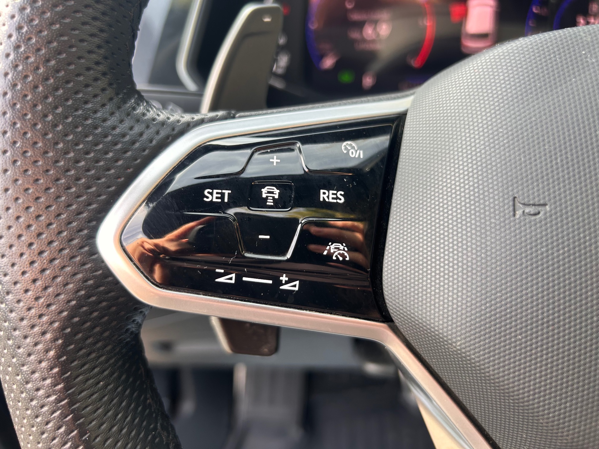 volkwasgen Tiguan 2.0L 150ch R line exclusive