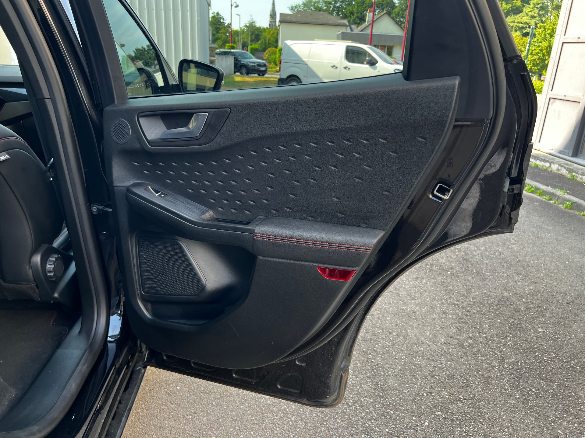 Ford Kuga 2.5 DURATEC HYBRID ST-LINE