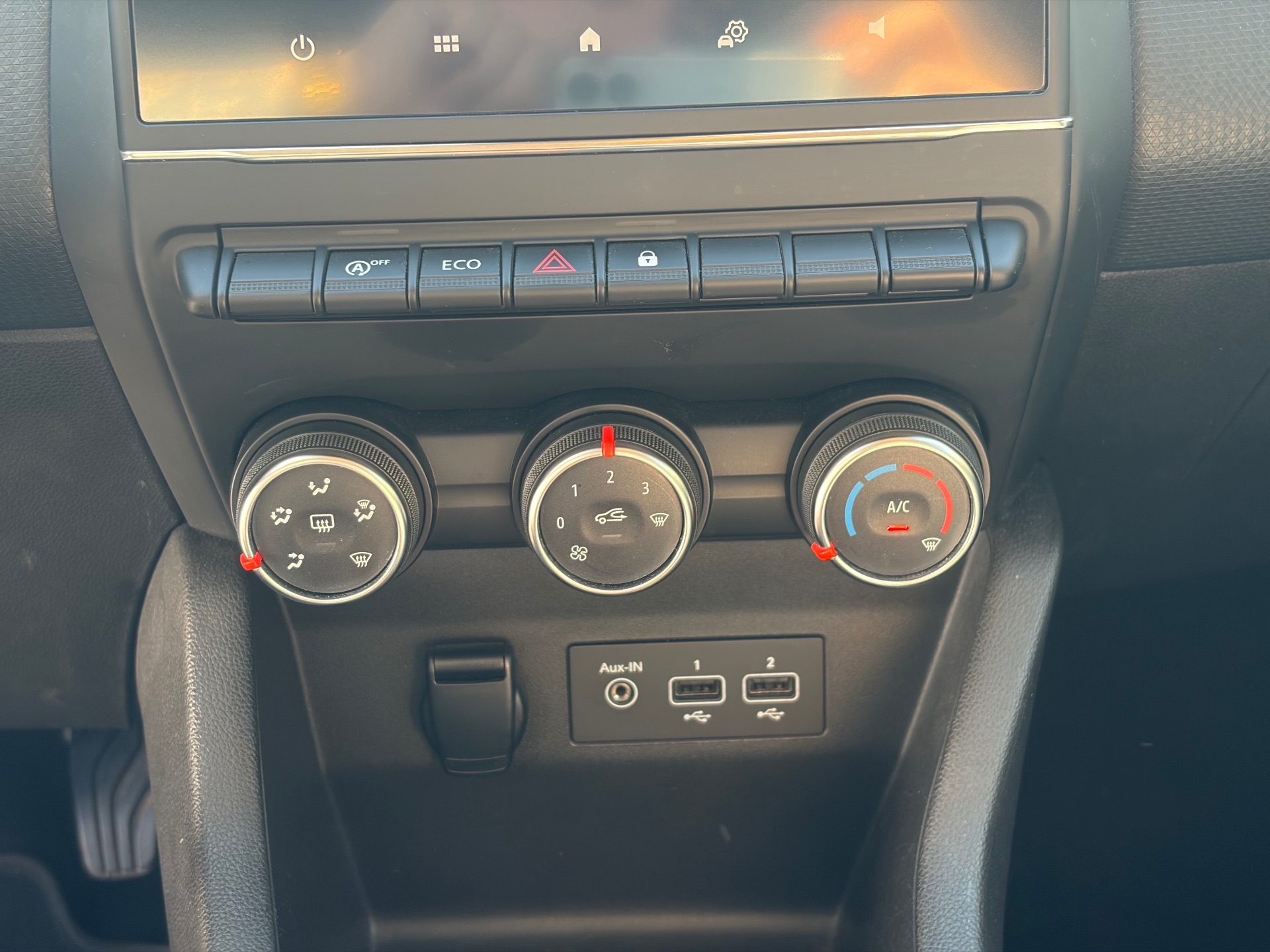 RENAULT CLIO 1,0TCE 100ch BUISNESS