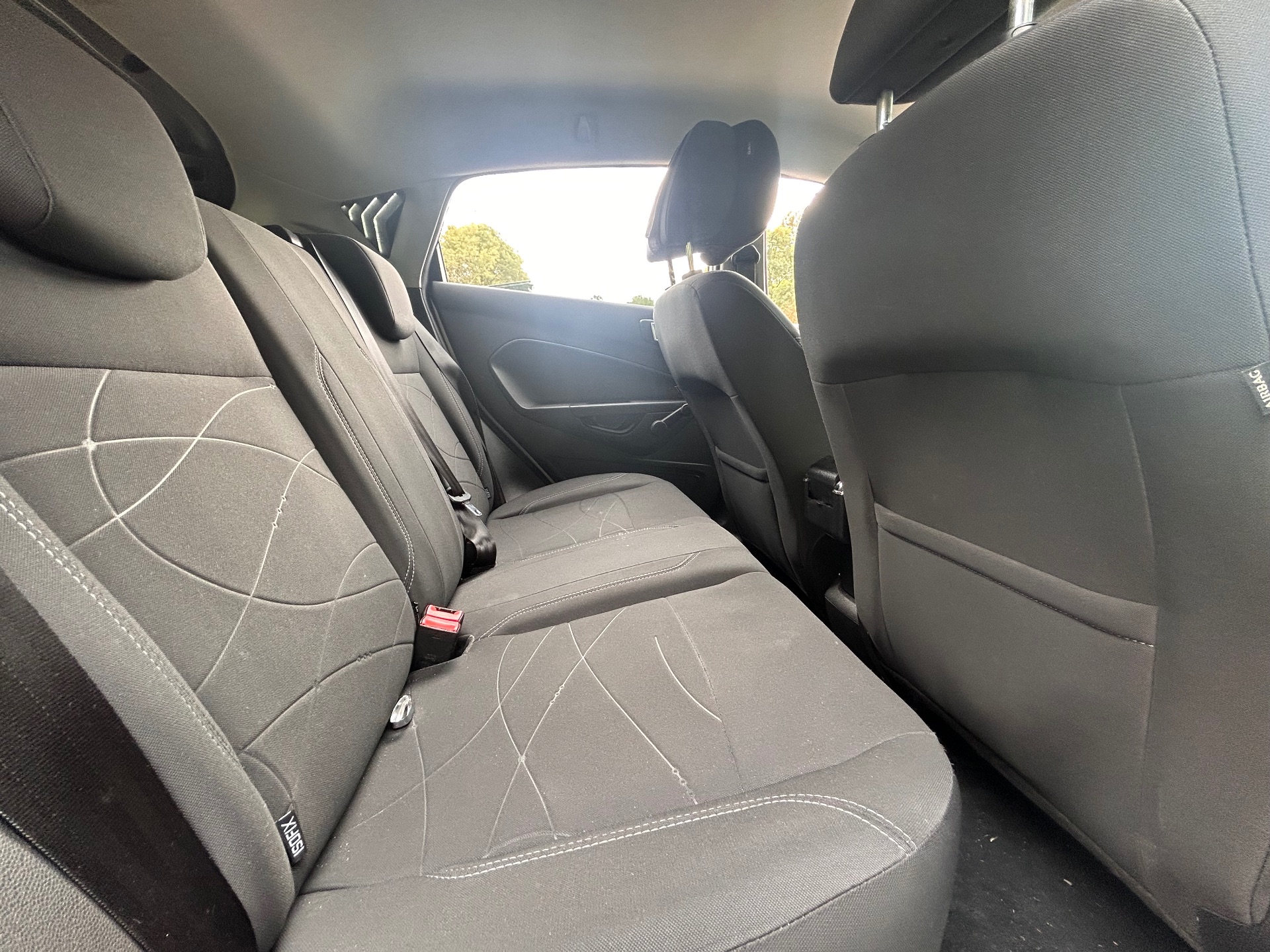 Ford Fiesta 1.0 sci 80ch titanium