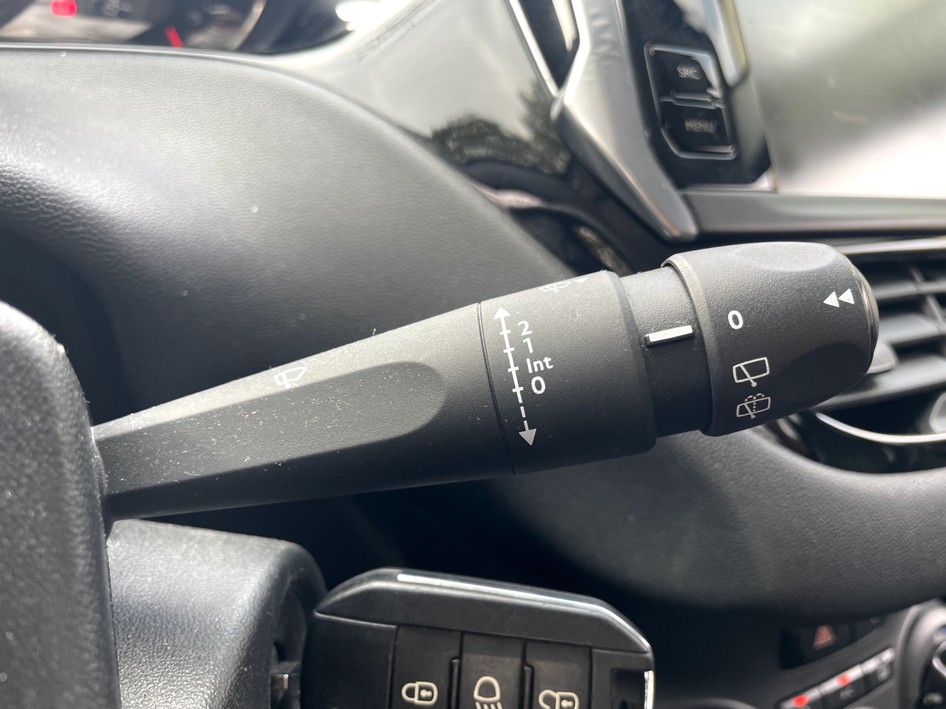 Peugeot 208 1.2 vti 82ch style
