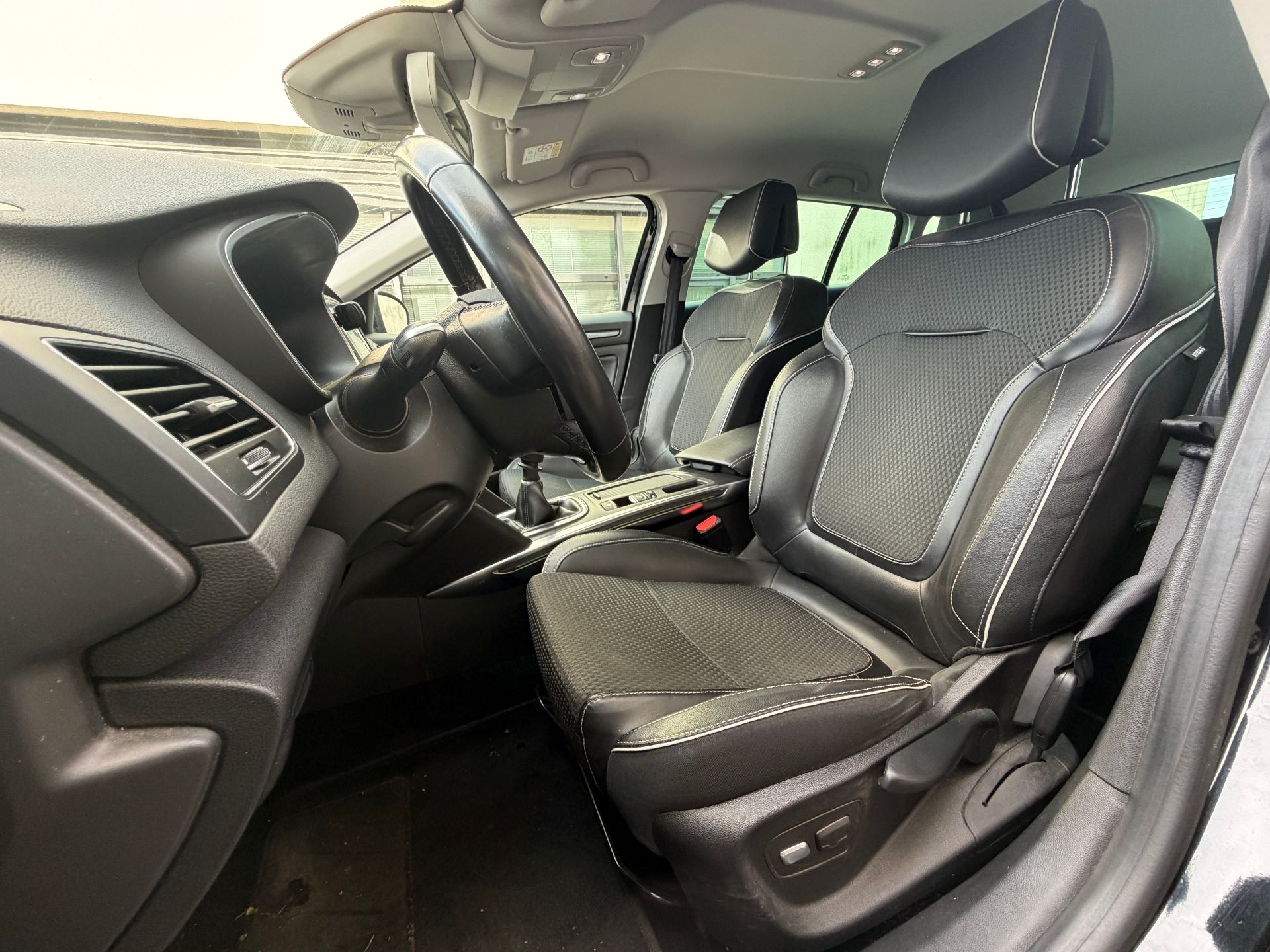 Renault Mégane “Intense Bose” – 8 490 € (Max 6890€)