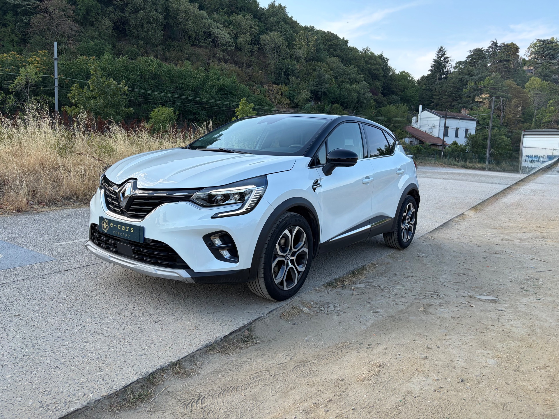 Captur blanc nacre 2022