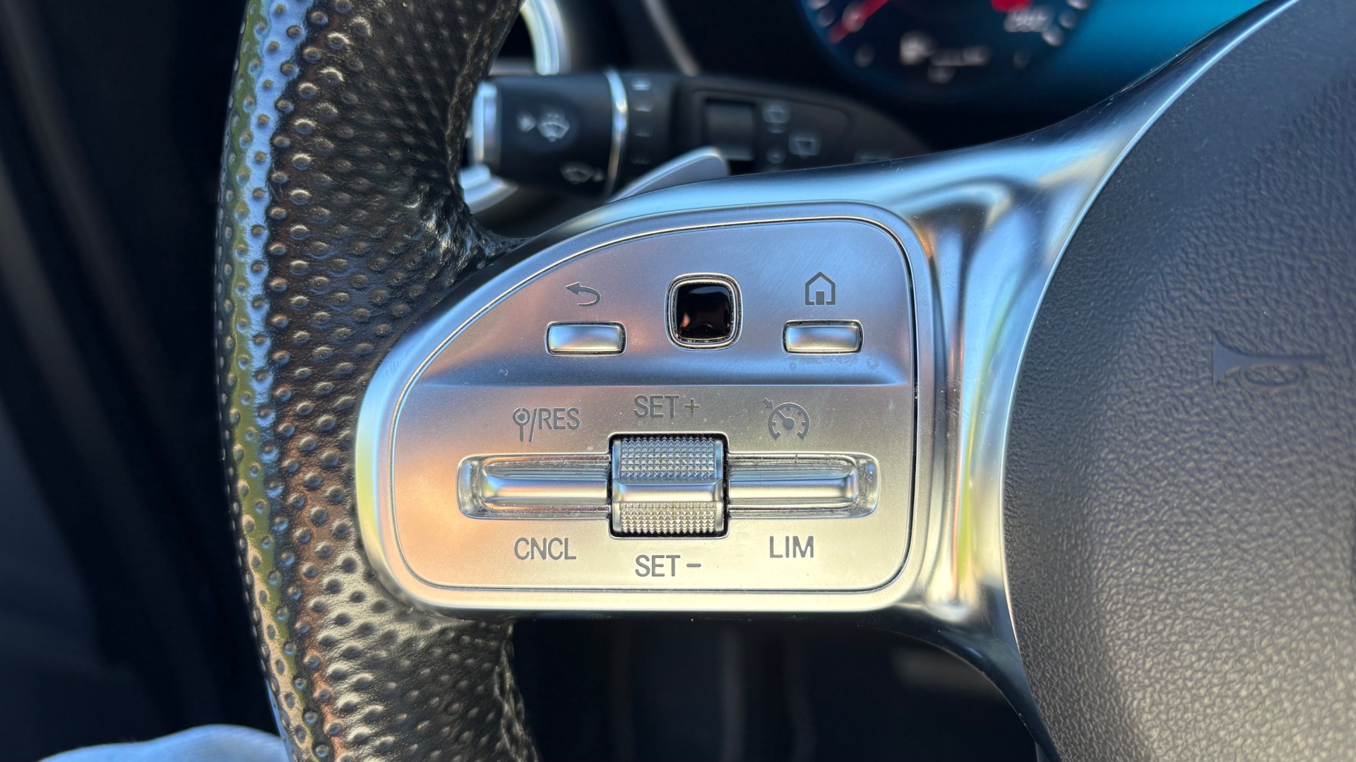 Mercedes-Benz GLC 300 EQ POWER DE 2.0 194ch 4 MATIC AMG LINE