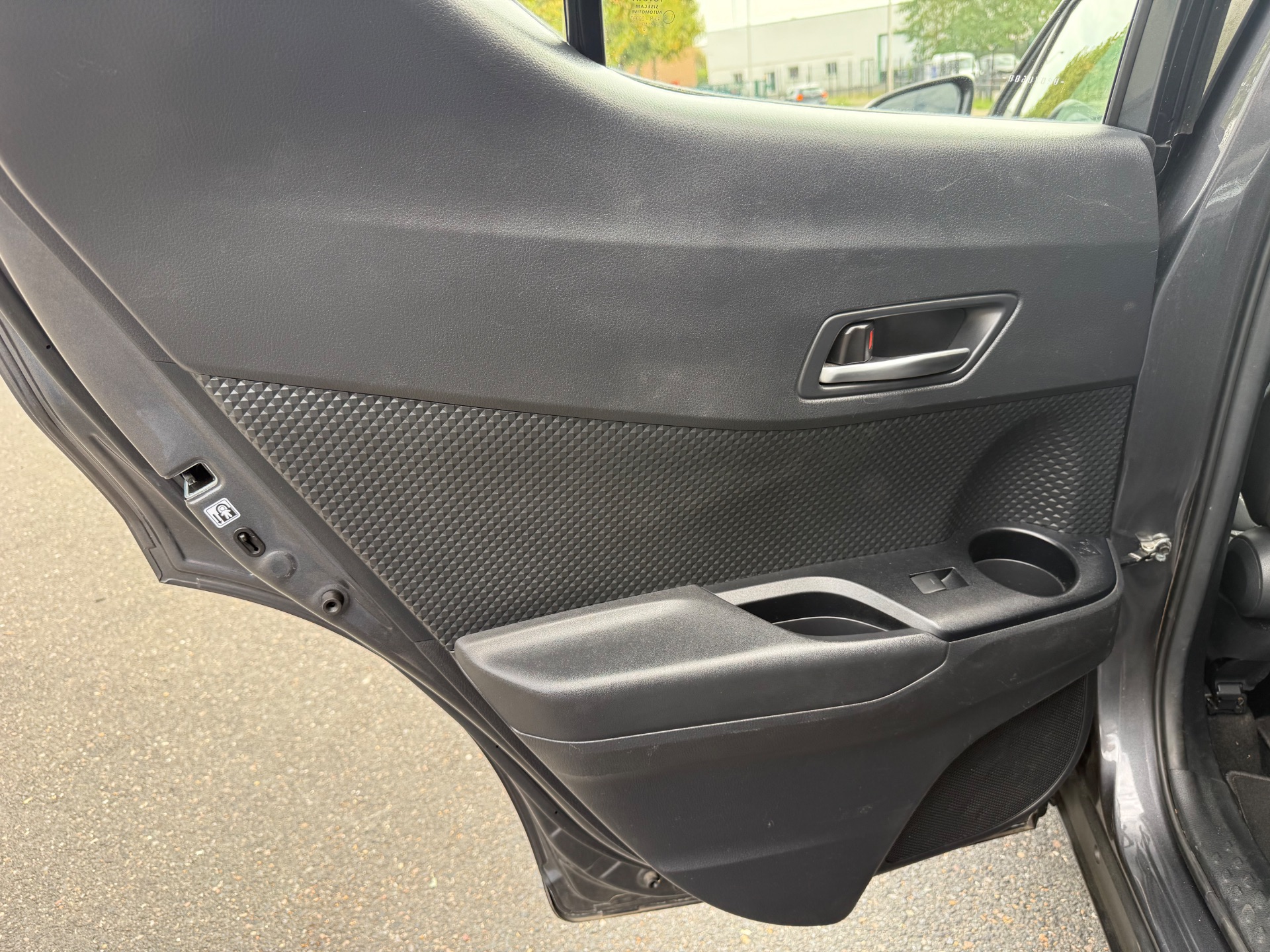 Toyota C-HR 1.8i 122ch Dynamic