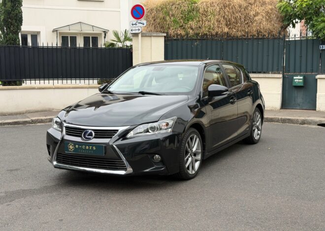 Lexus CT 200h 1.8 136ch luxe